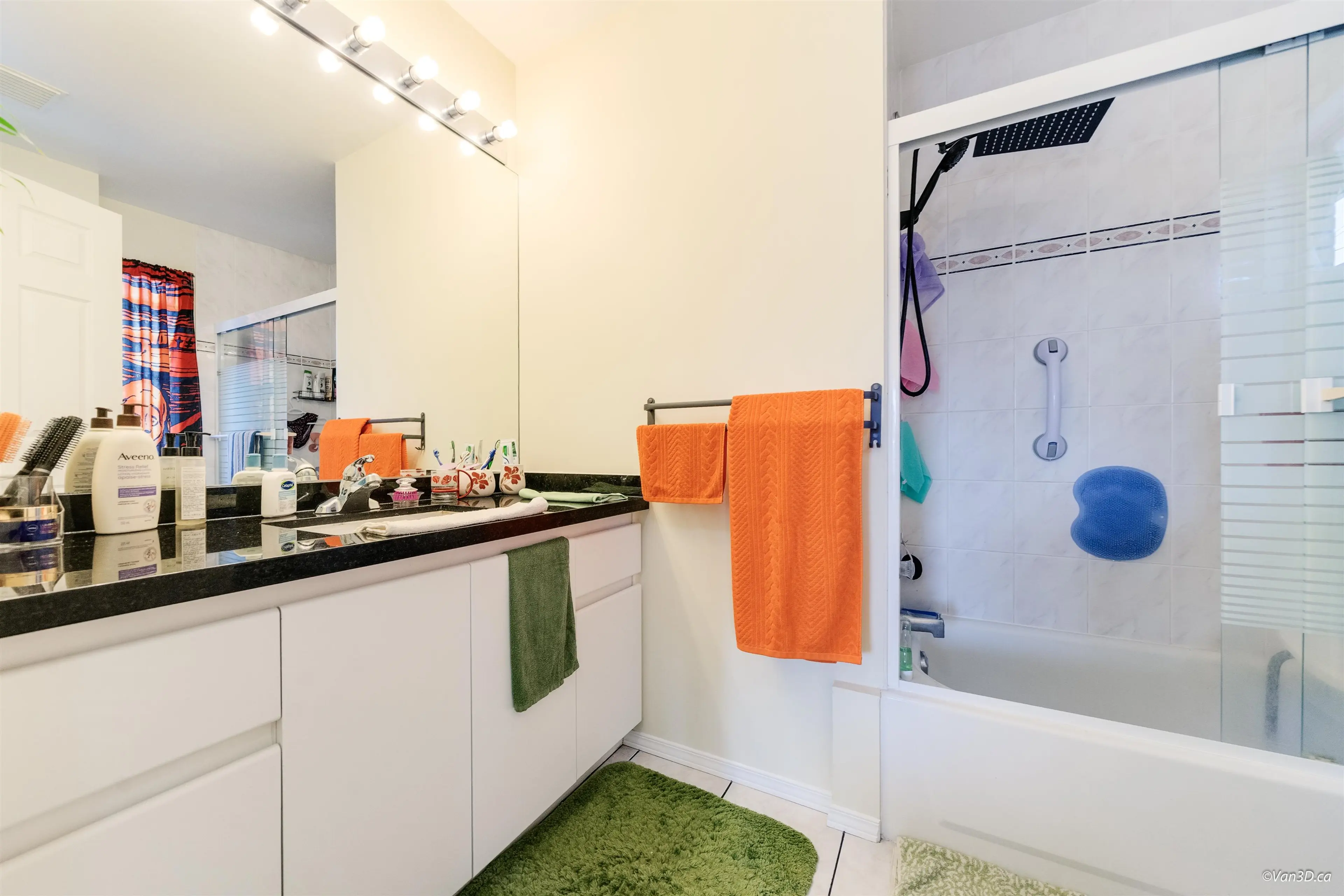 Property at 215 W 18TH STREET, North Vancouver, BC