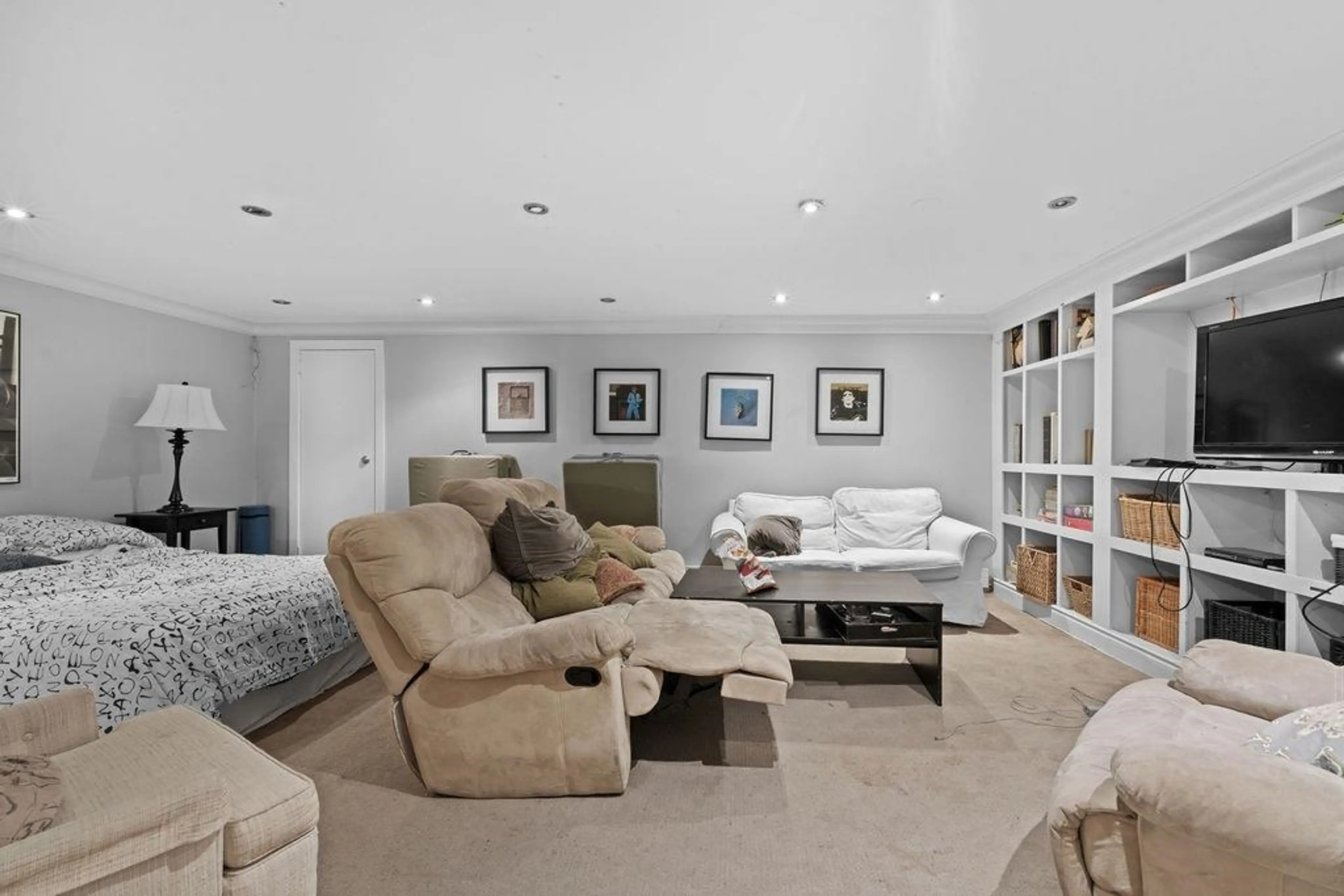 Property at 3955 HIGHLAND BOULEVARD, North Vancouver, BC