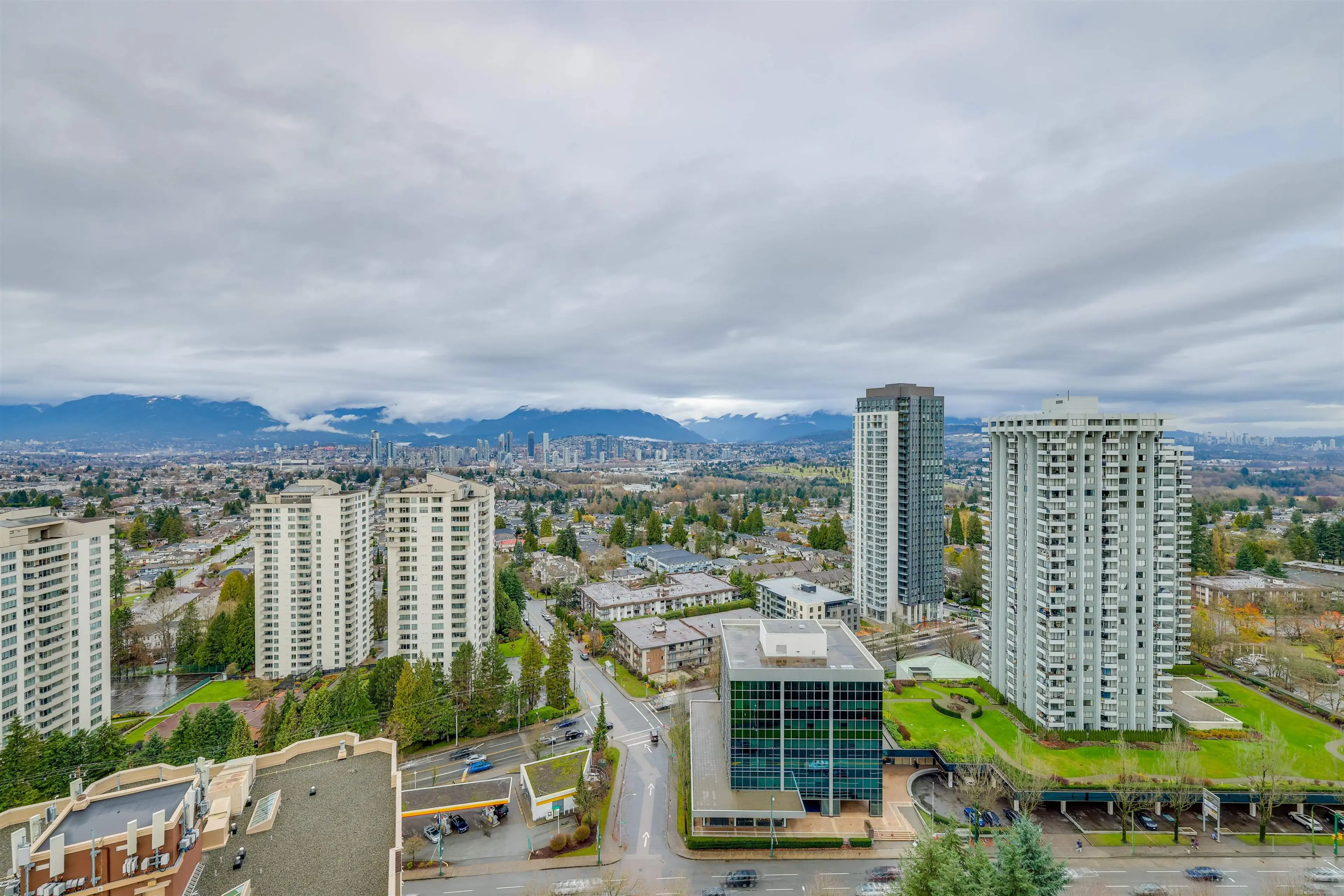 Property at #2907 5883 BARKER AVENUE, Burnaby, BC