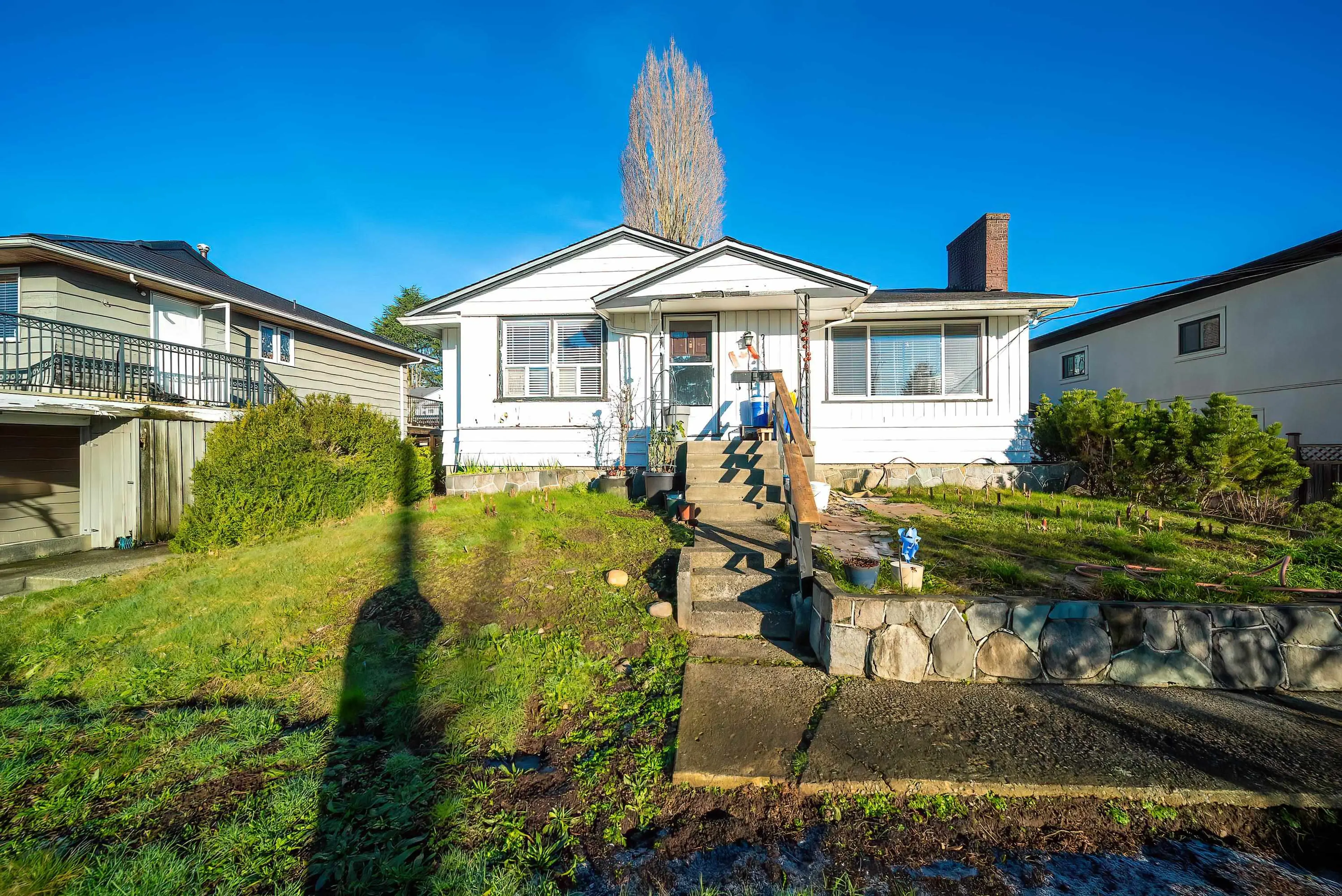 Property at 915 WALLS AVENUE, Coquitlam, BC