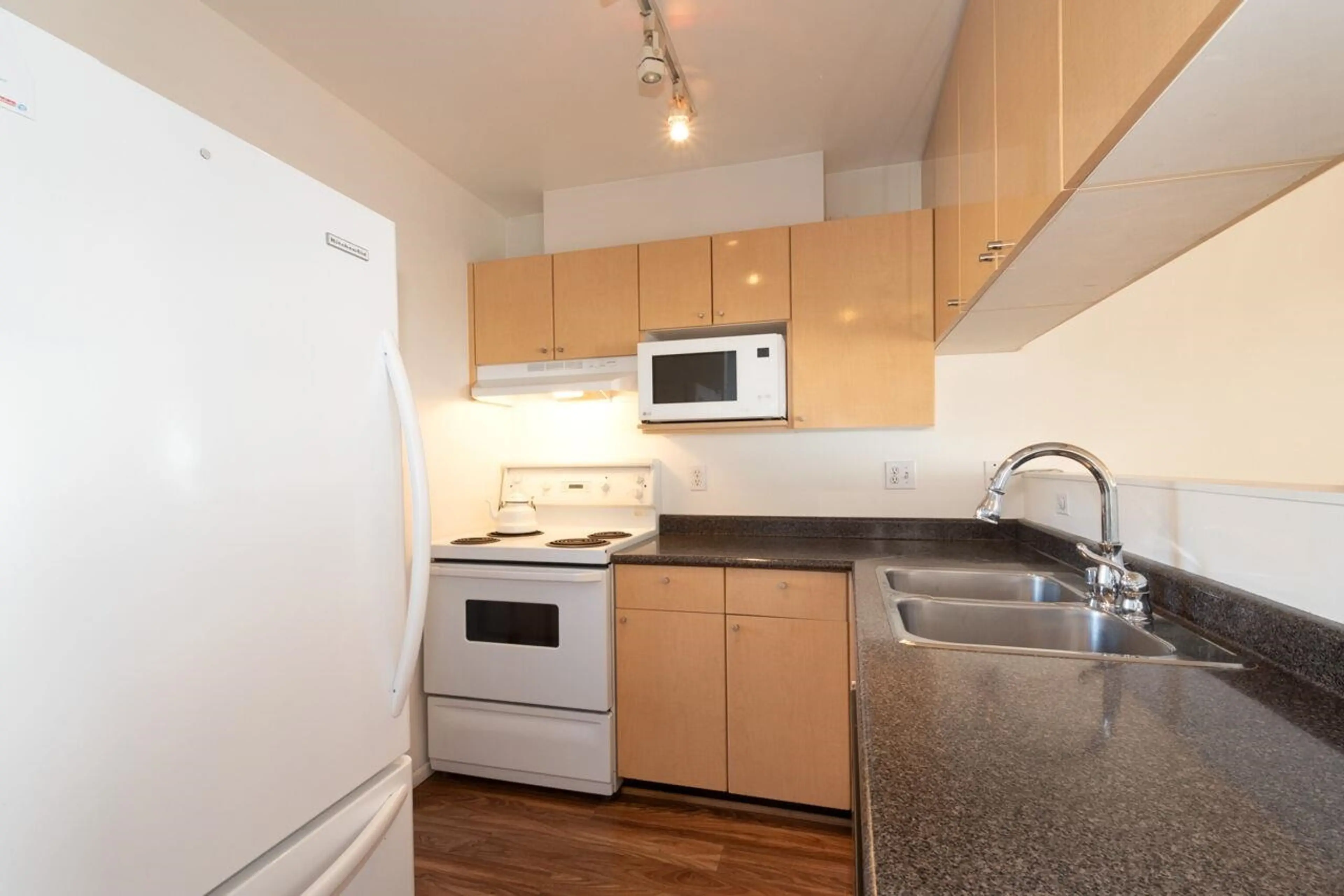Property at #203 3368 MAIN STREET, Vancouver, BC