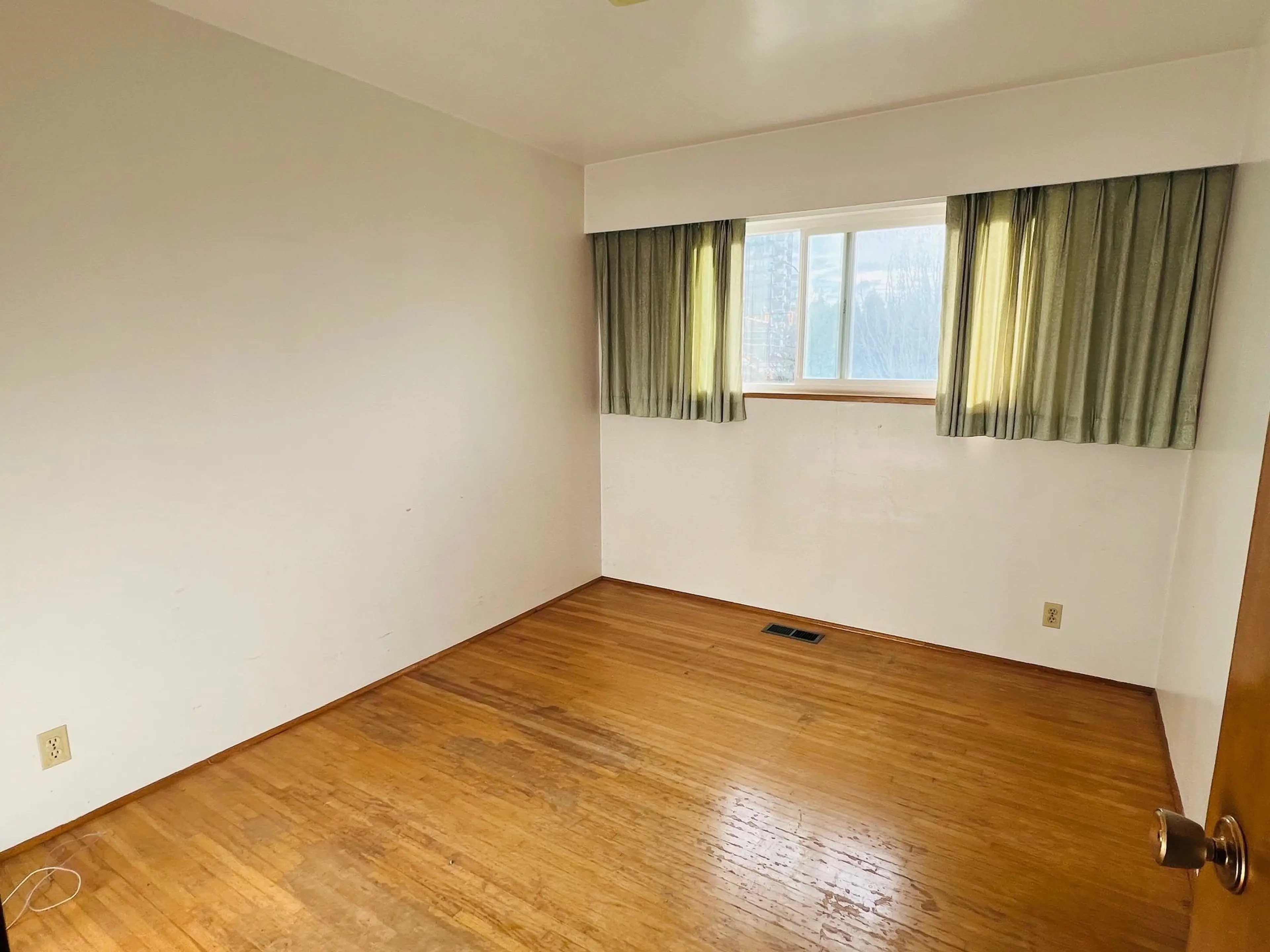 Property at 4695 NANAIMO STREET, Vancouver, BC