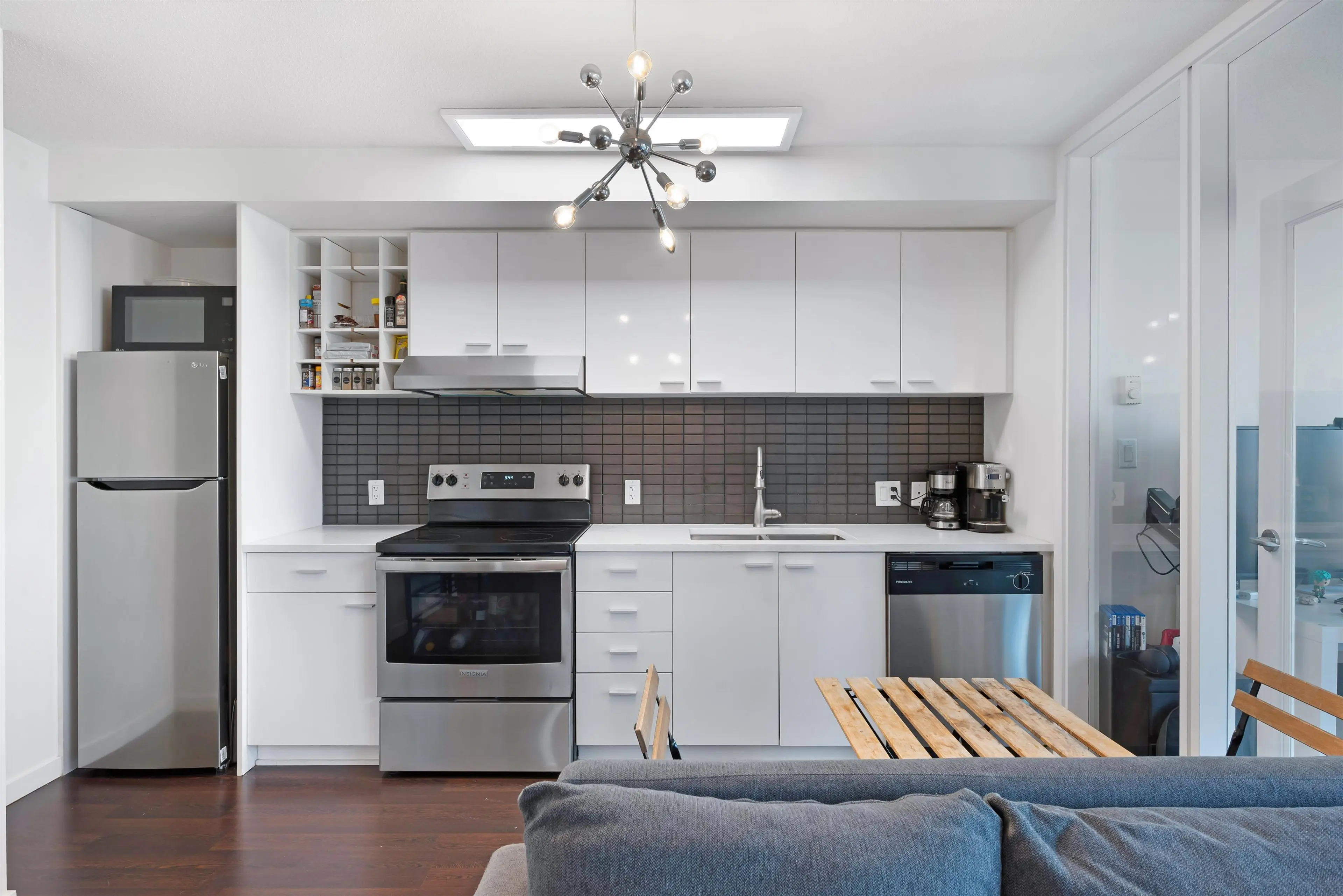 Property at #1207 602 CITADEL PARADE, Vancouver, BC