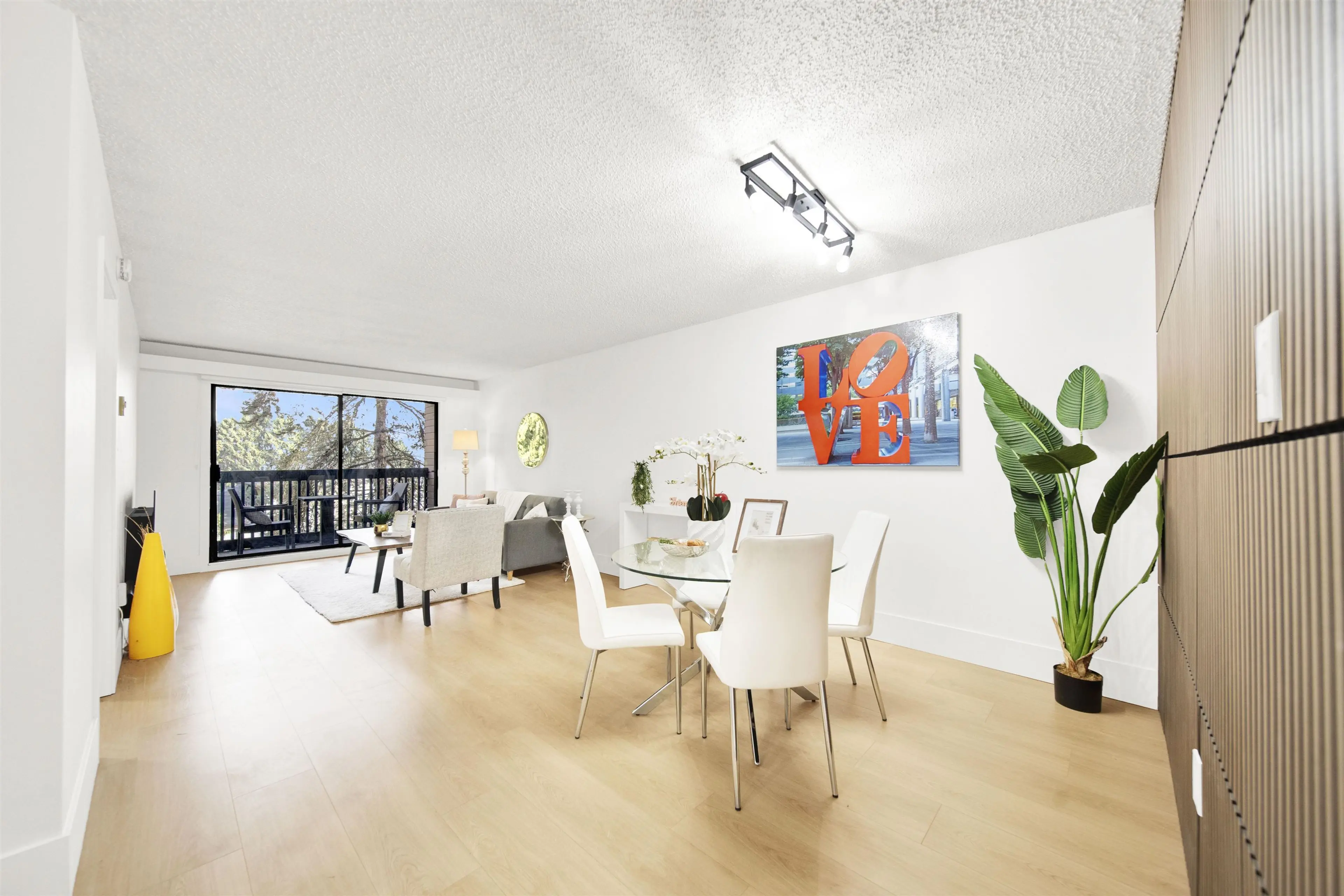 Property at #207 37 AGNES STREET, New Westminster, BC