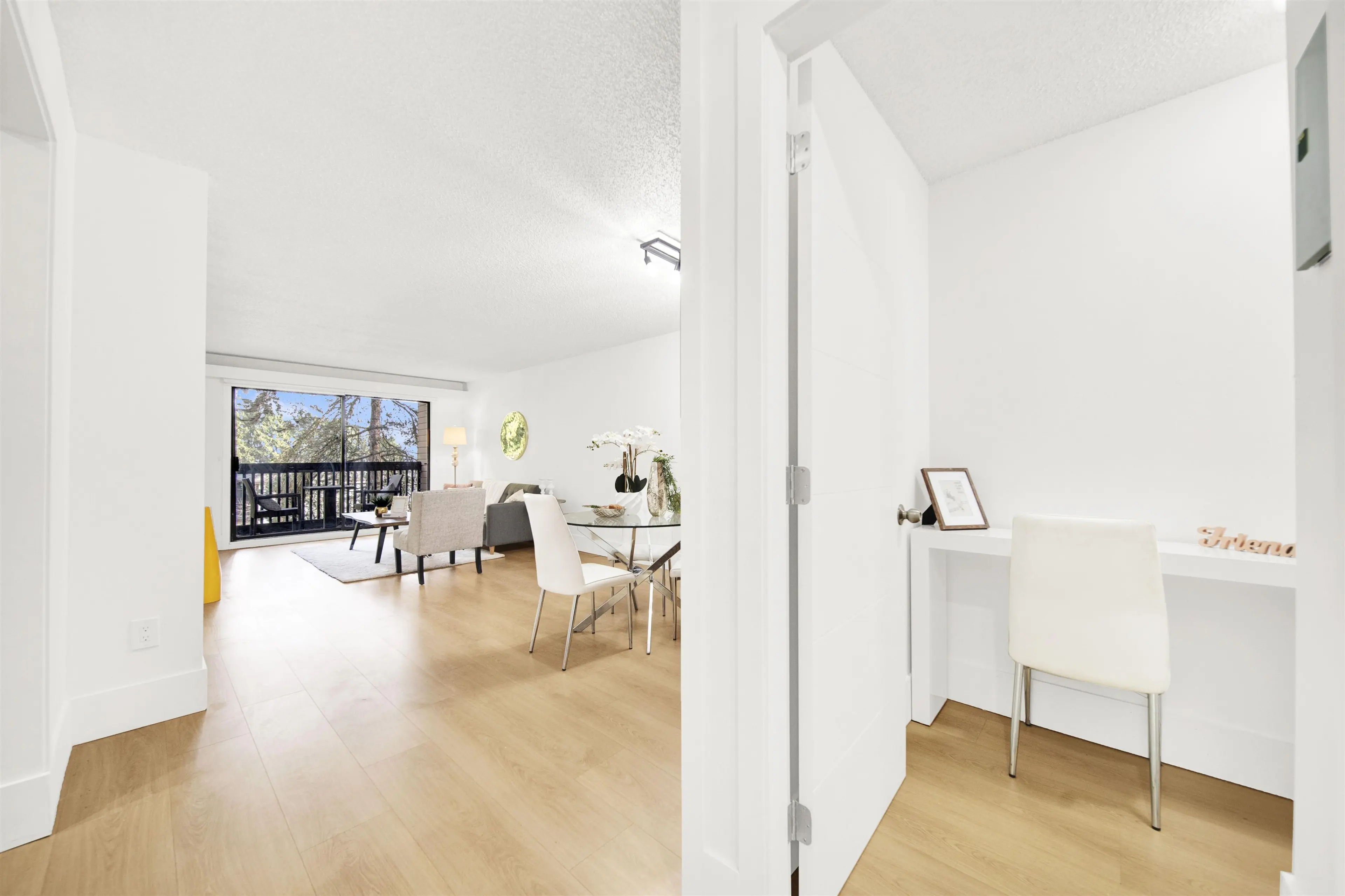 Property at #207 37 AGNES STREET, New Westminster, BC