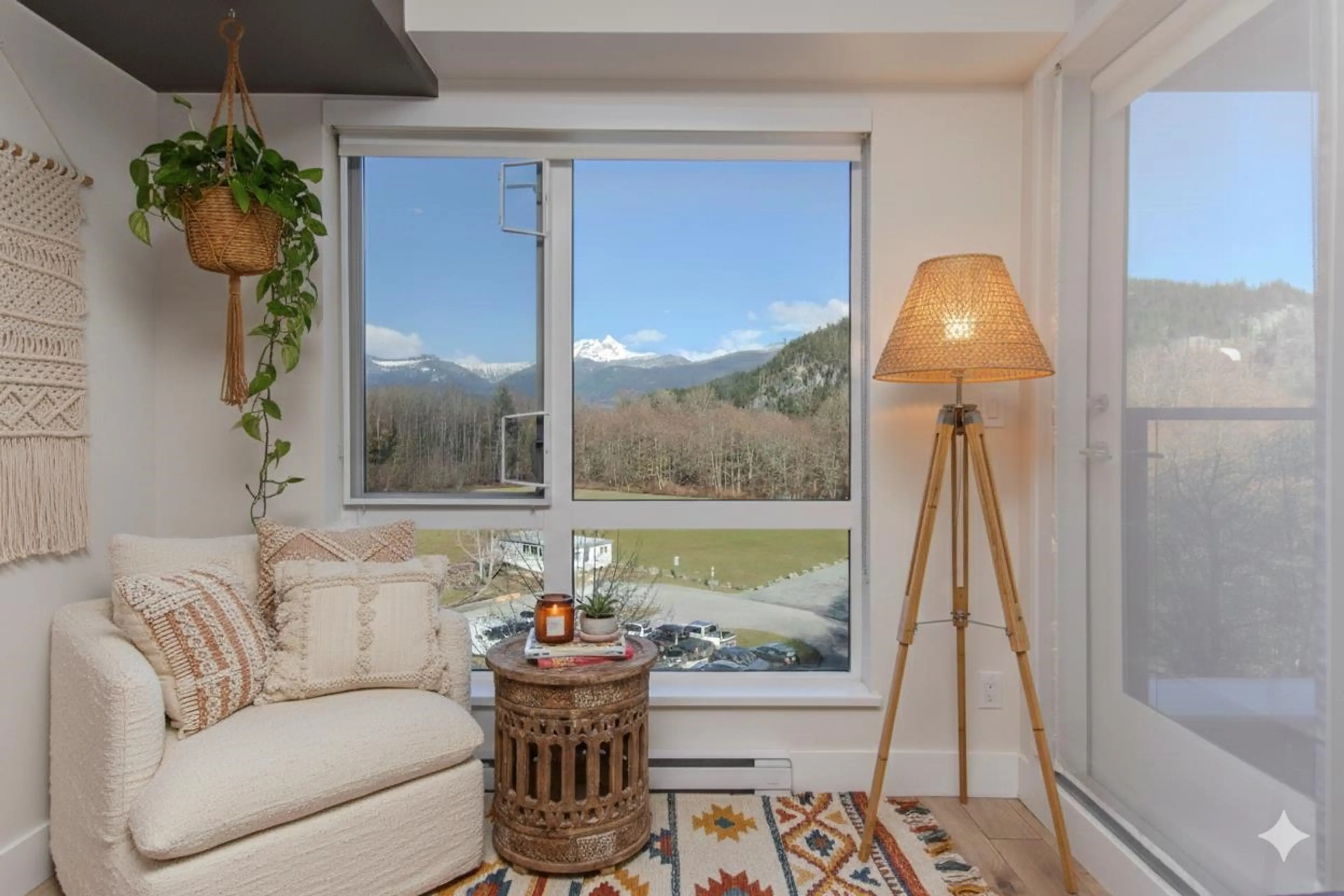 Property at #610 38362 BUCKLEY AVENUE, Squamish, BC