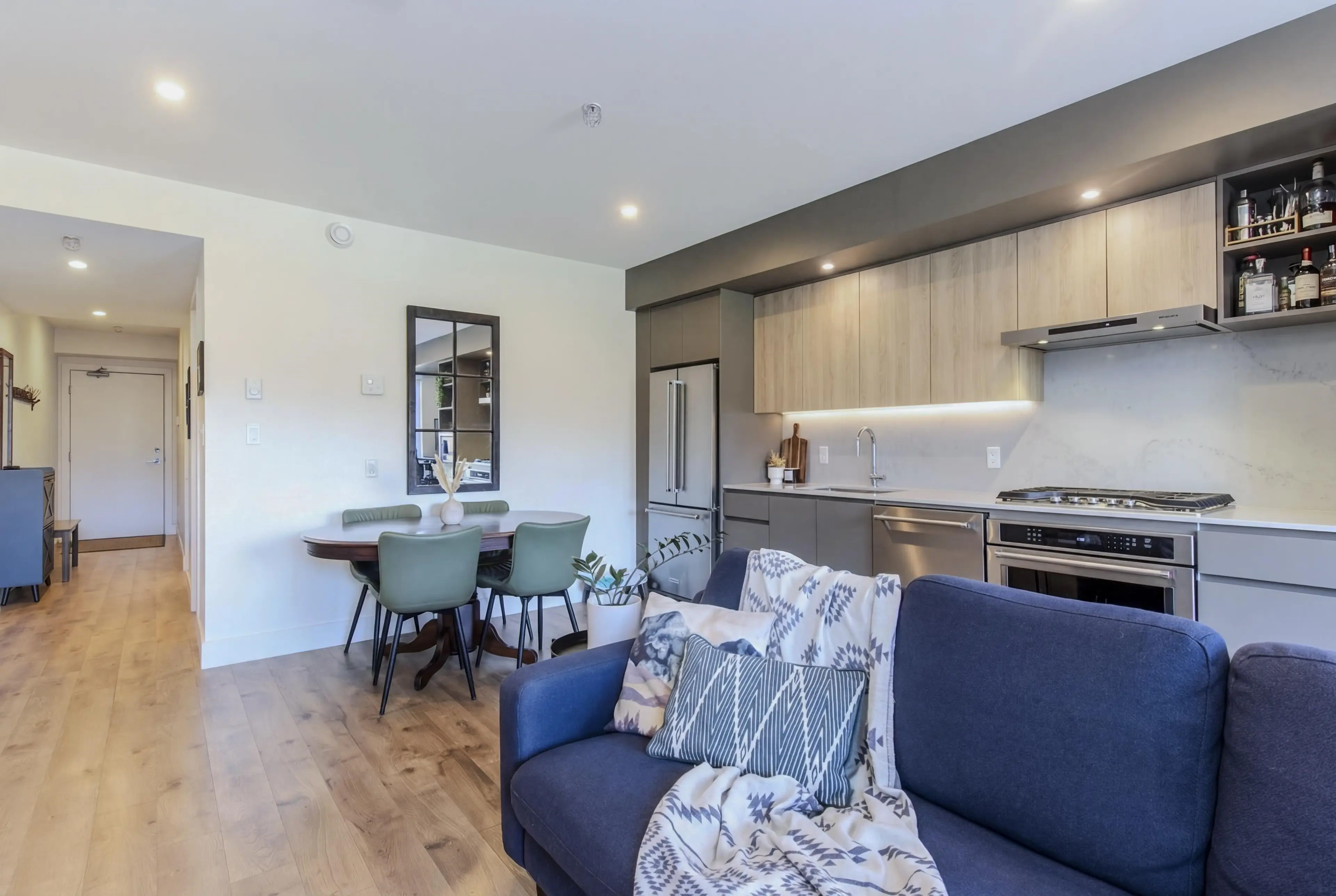 Property at #610 38362 BUCKLEY AVENUE, Squamish, BC