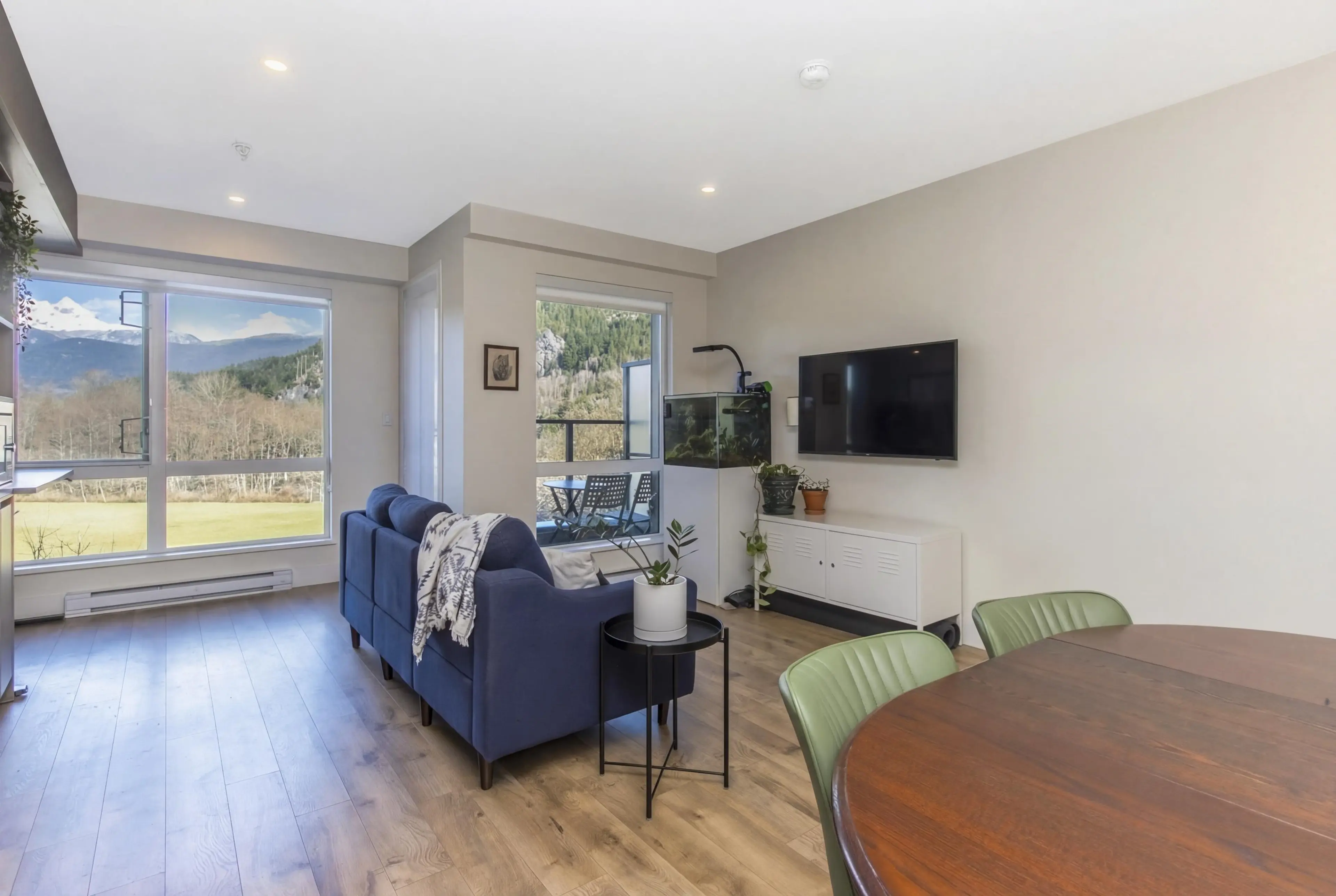 Property at #610 38362 BUCKLEY AVENUE, Squamish, BC