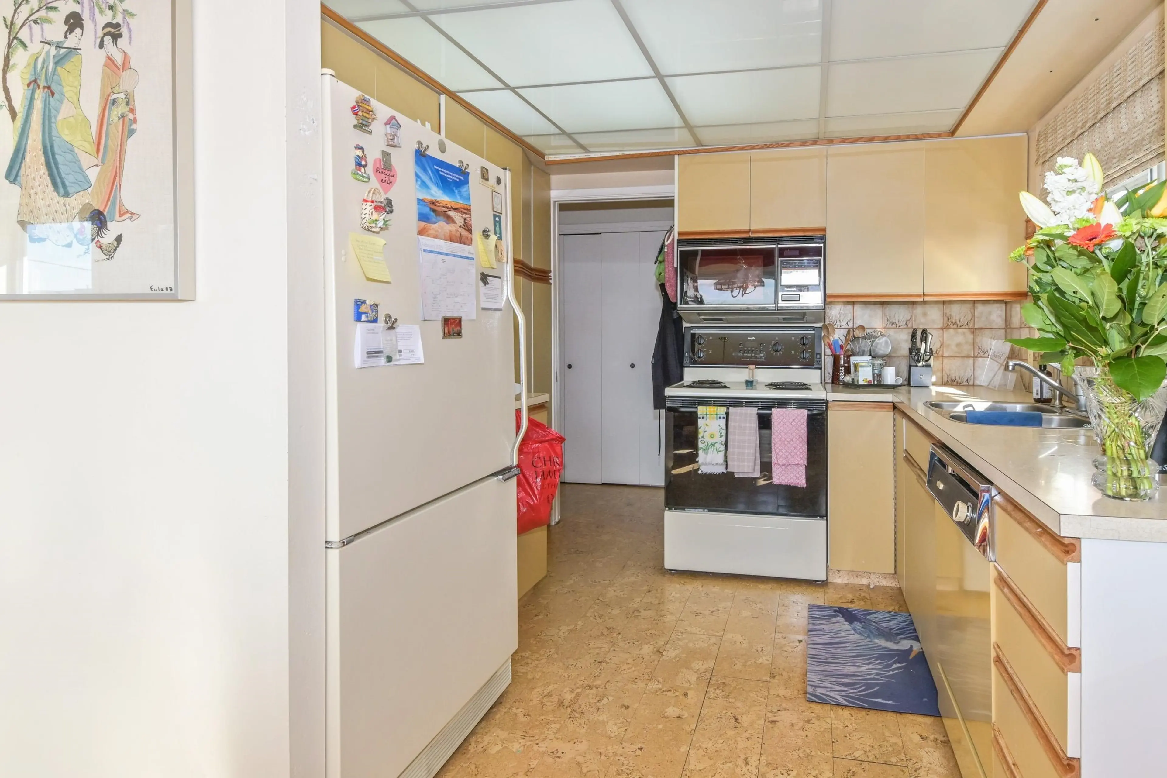 Property at 15761 CLIFF AVENUE, White Rock, BC