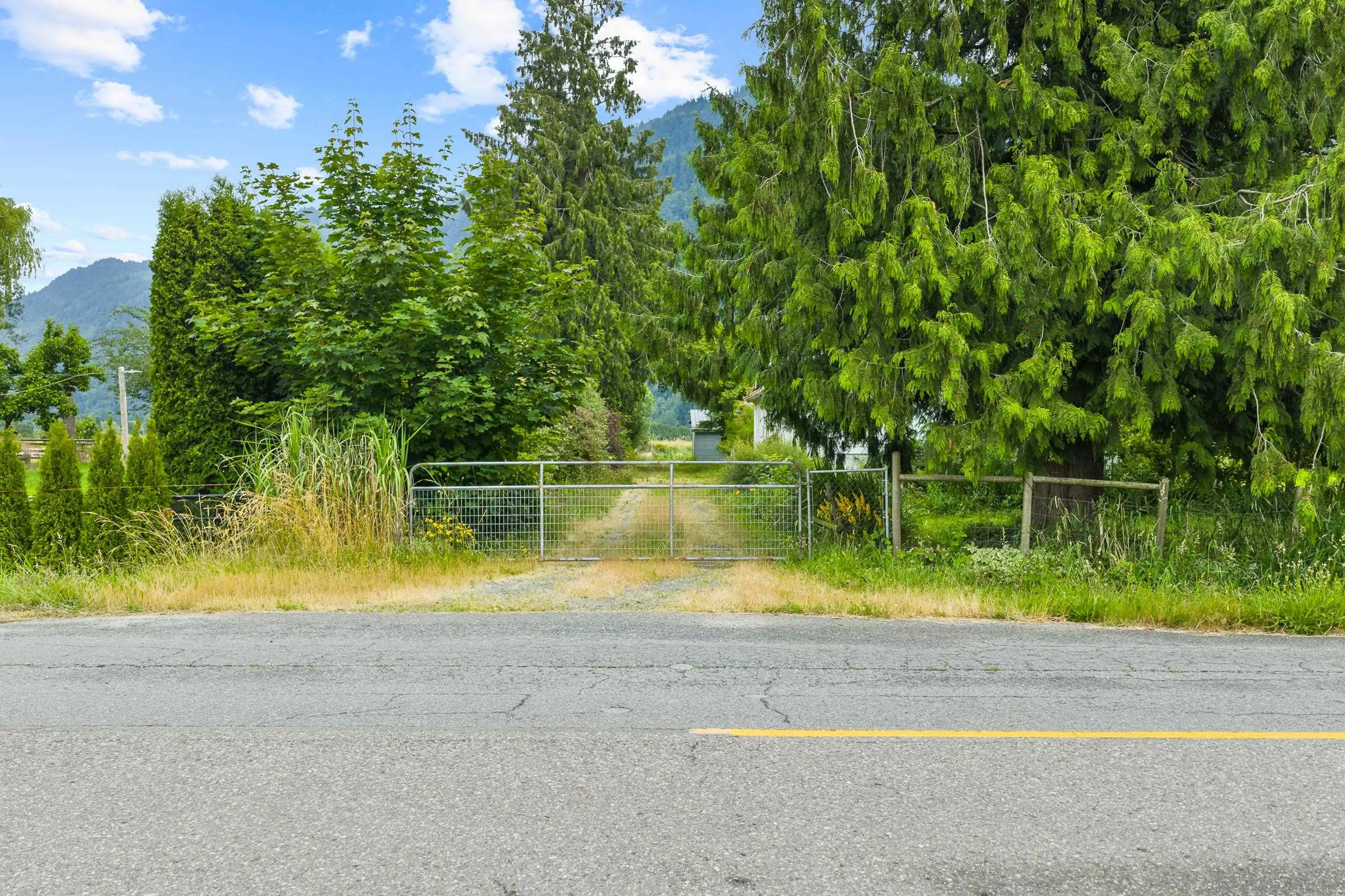Property at 394 ARNOLD ROAD, Abbotsford, BC