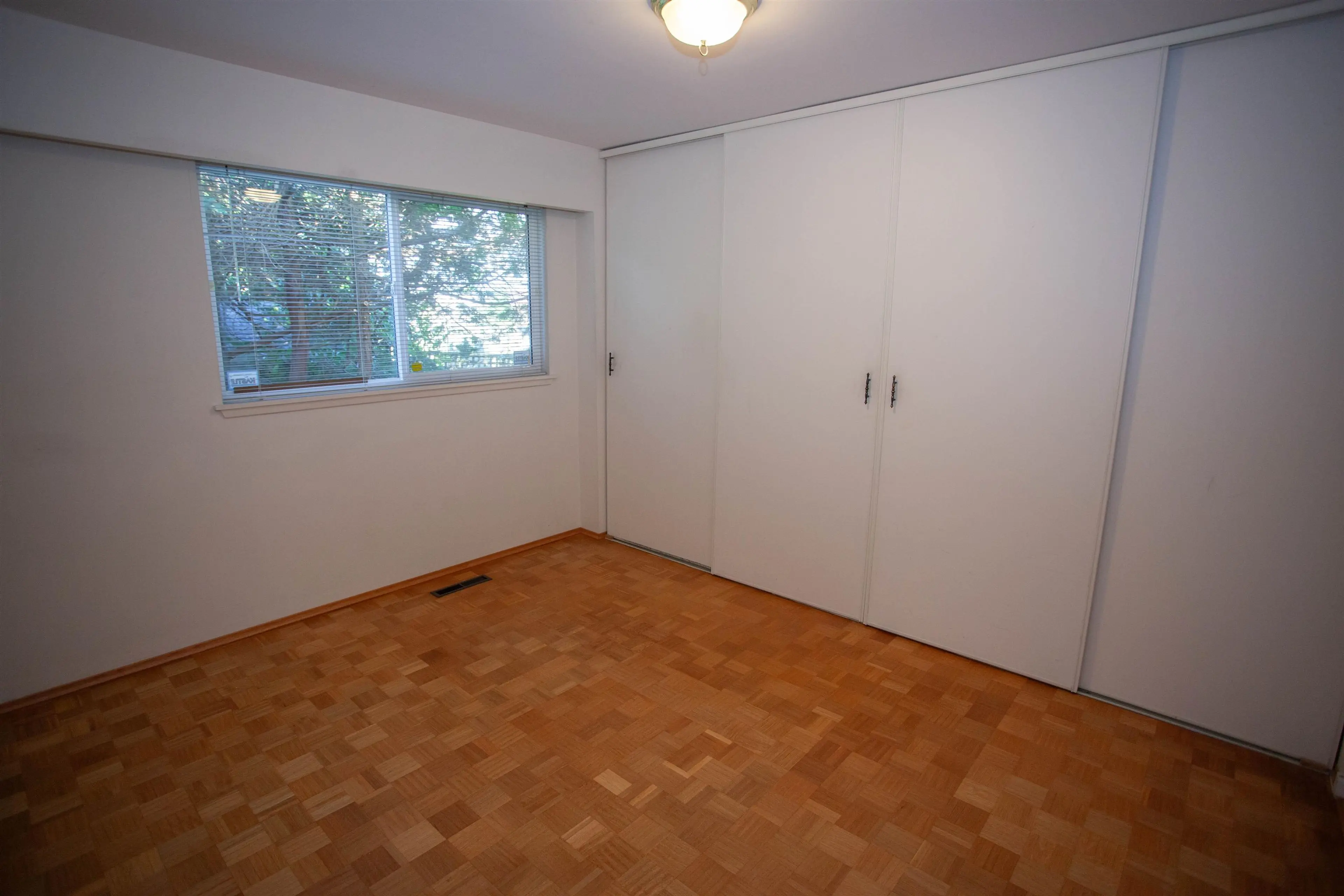 Property at 14451 MANN PARK CRESCENT, White Rock, BC