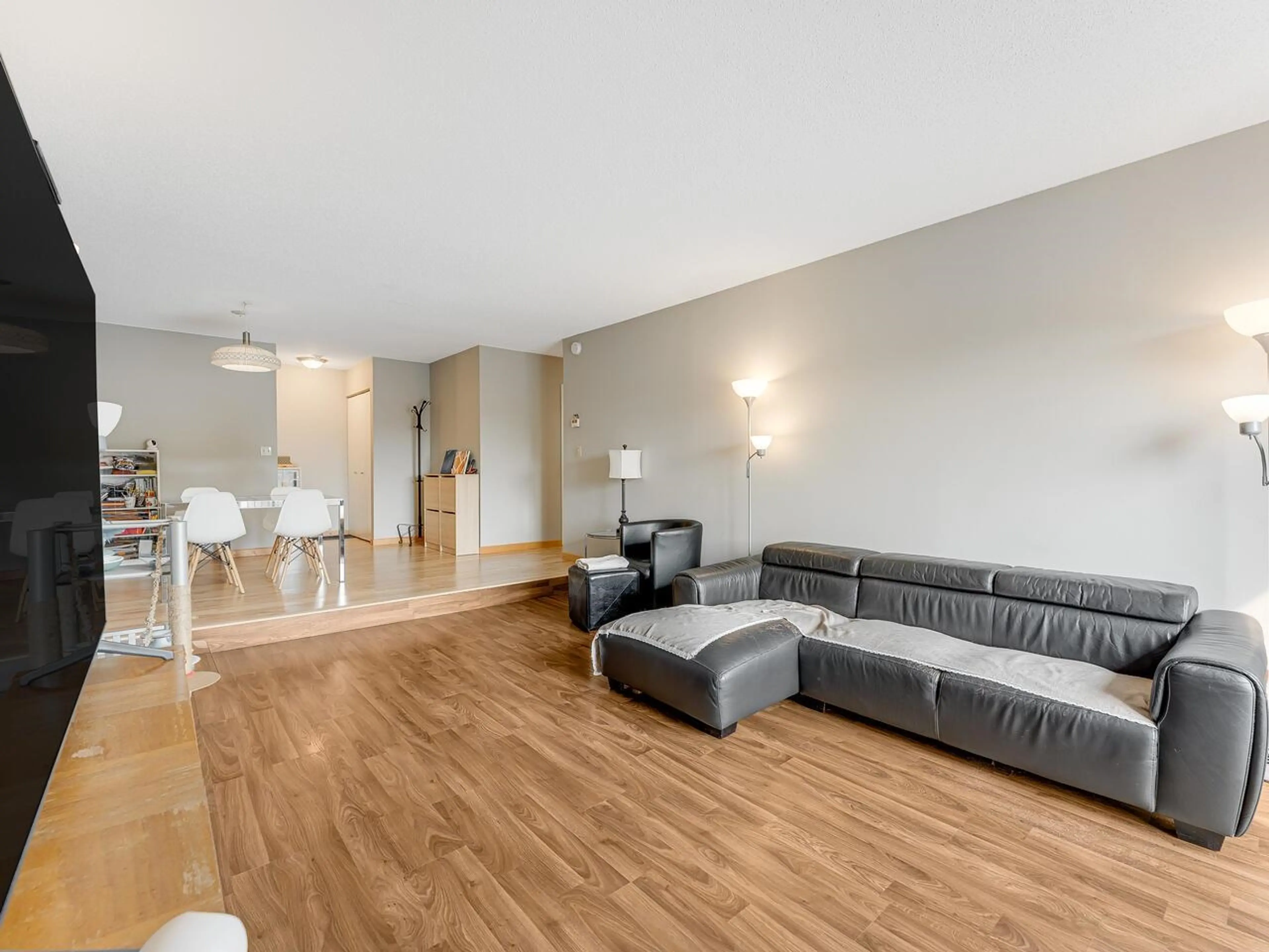 Property at #305 8760 NO. 1 ROAD, Richmond, BC