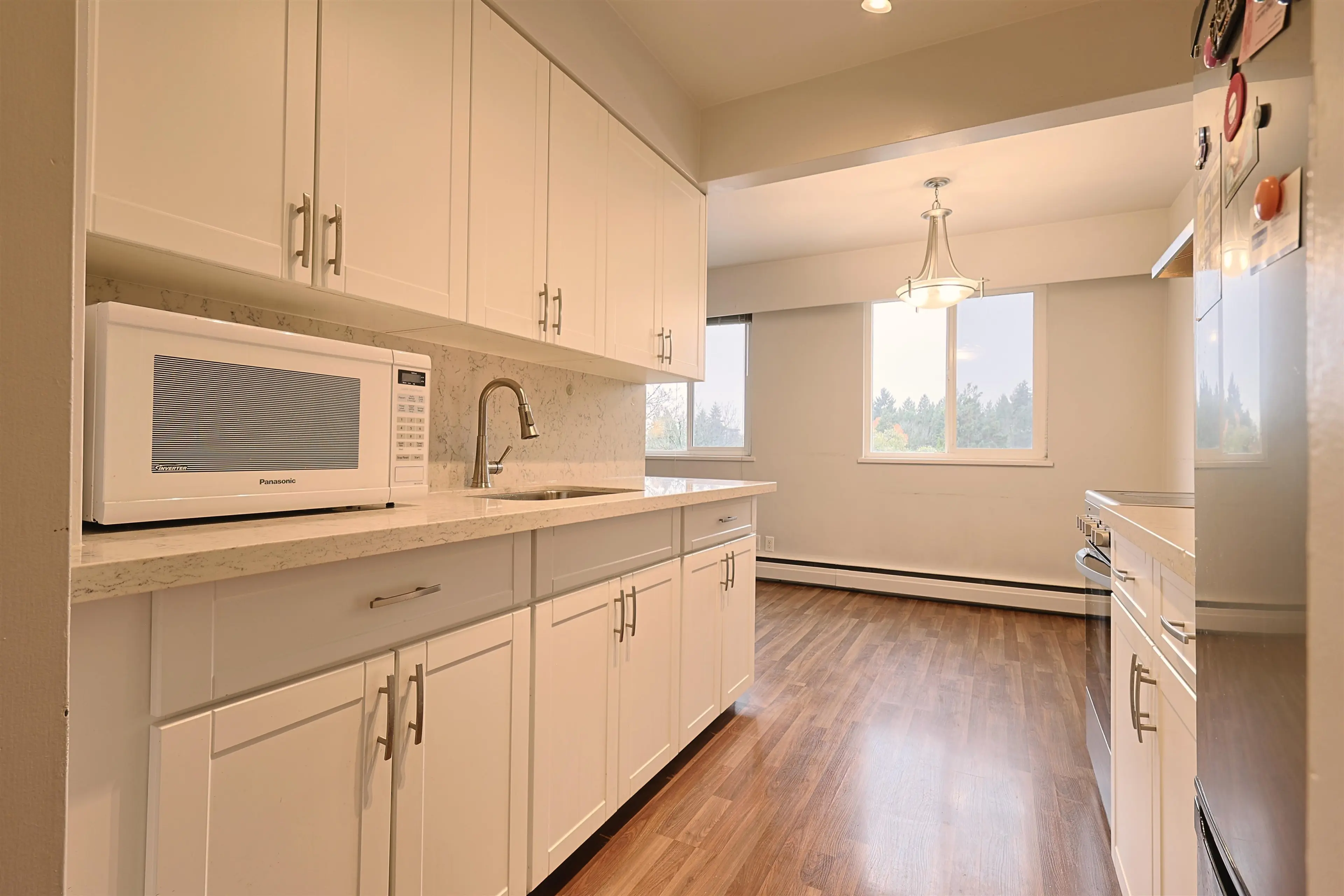 Property at #502 1750 ESQUIMALT AVENUE, West Vancouver, BC