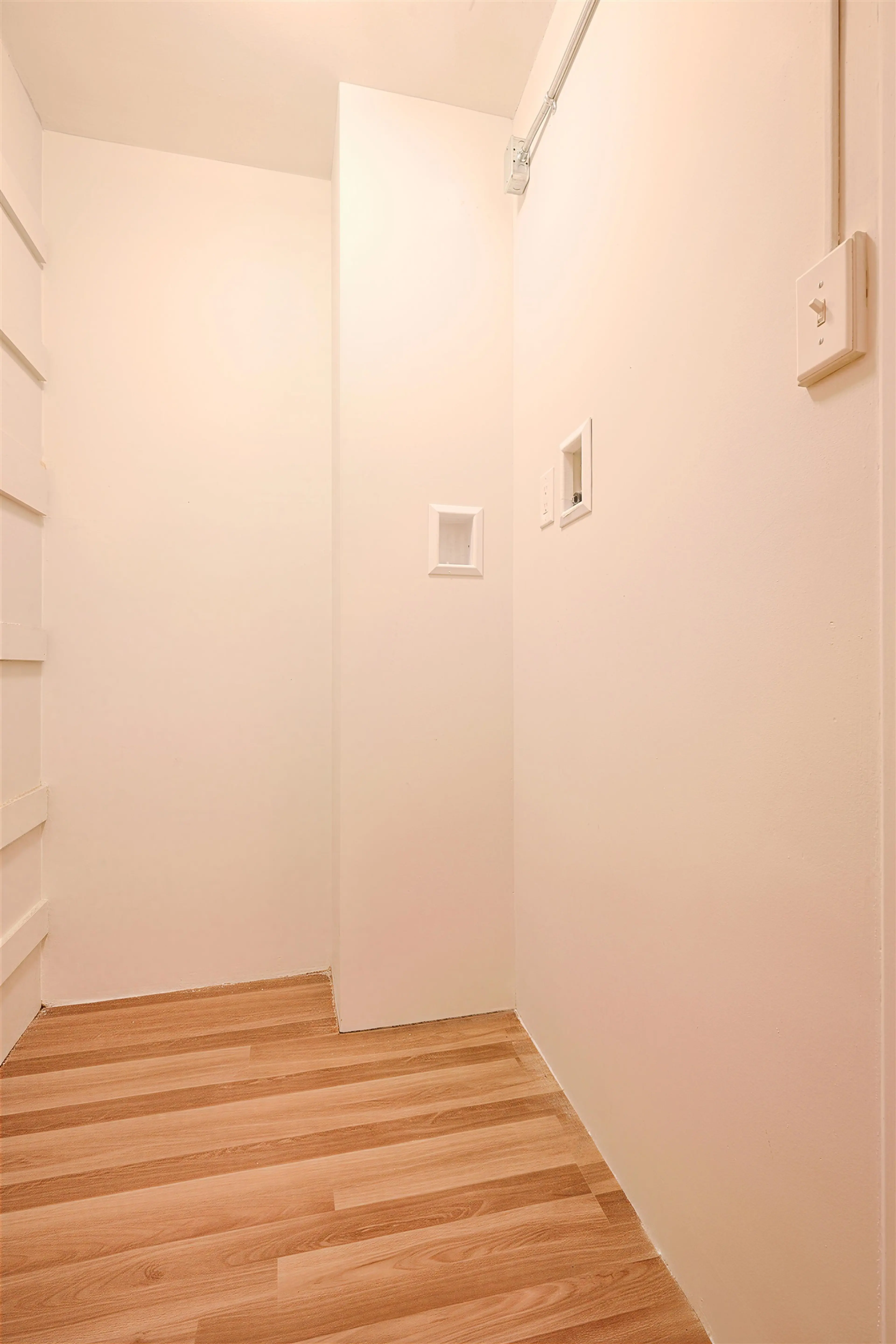 Property at #502 1750 ESQUIMALT AVENUE, West Vancouver, BC