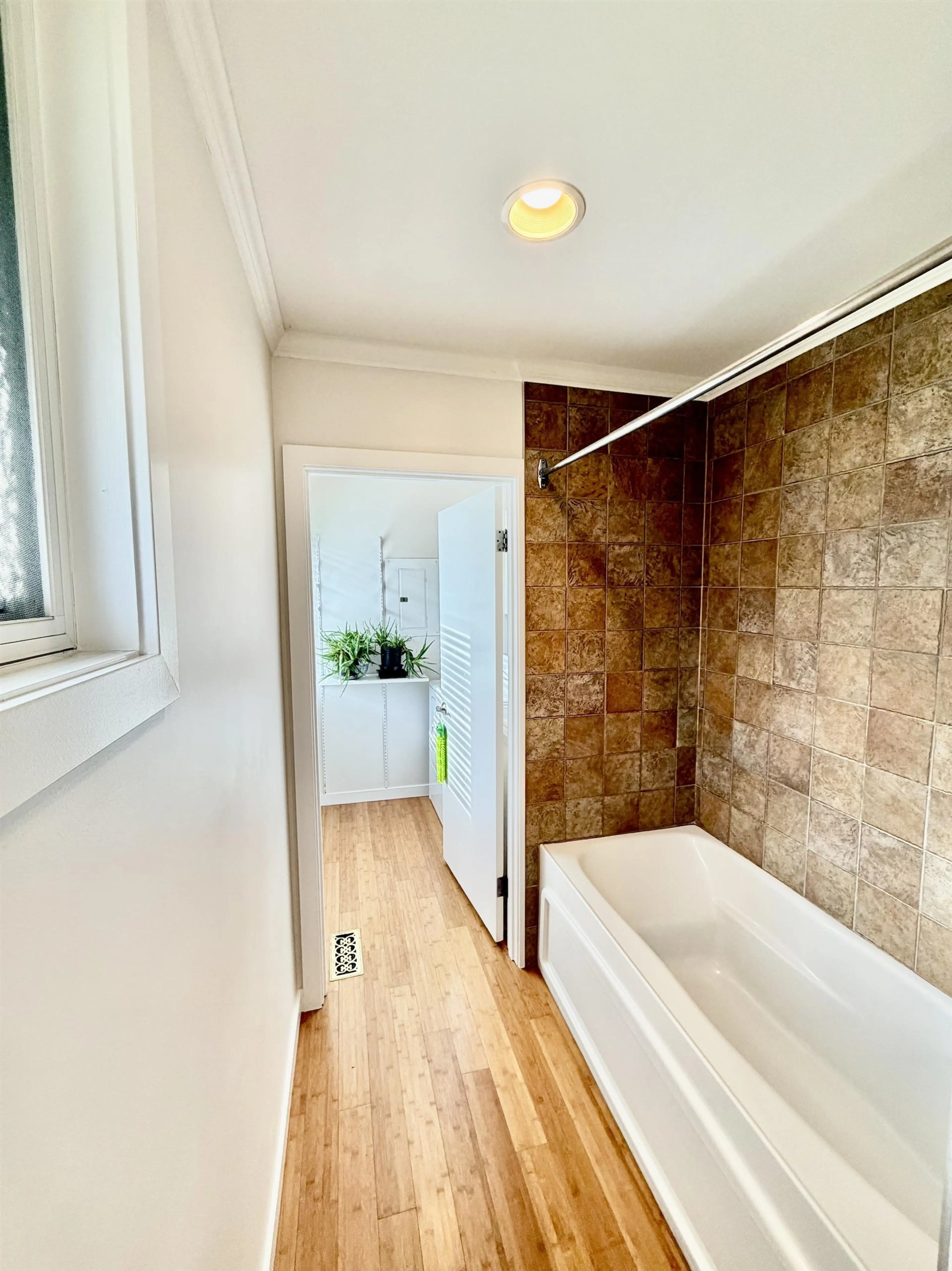 Property at 1876 BEAULYNN PLACE, North Vancouver, BC
