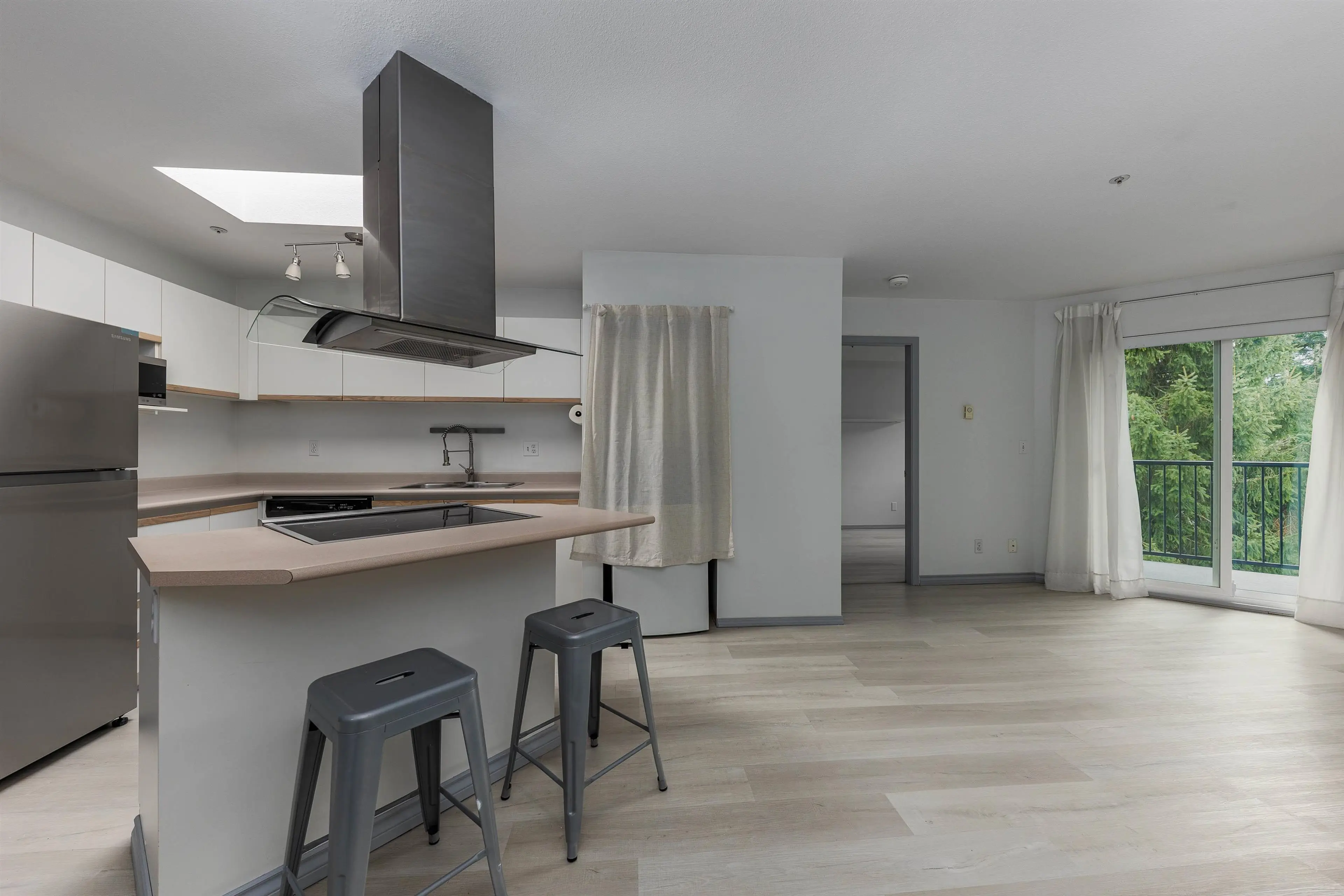 Property at #E309 40180 WILLOW CRESCENT, Squamish, BC