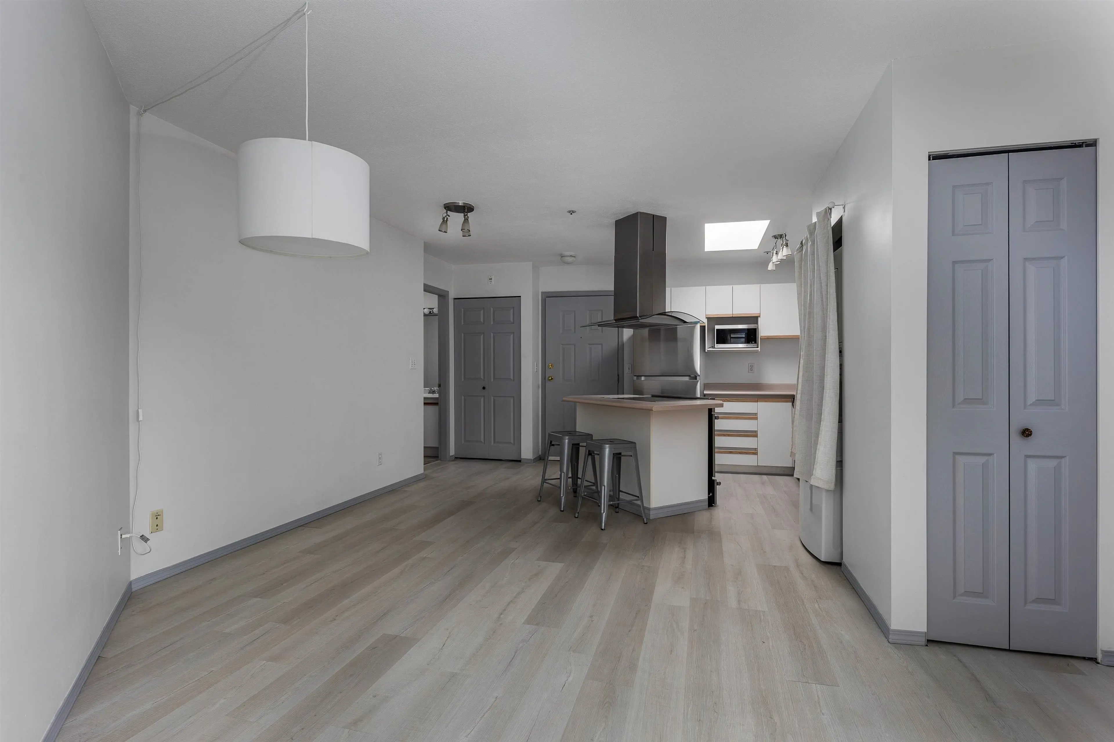 Property at #E309 40180 WILLOW CRESCENT, Squamish, BC