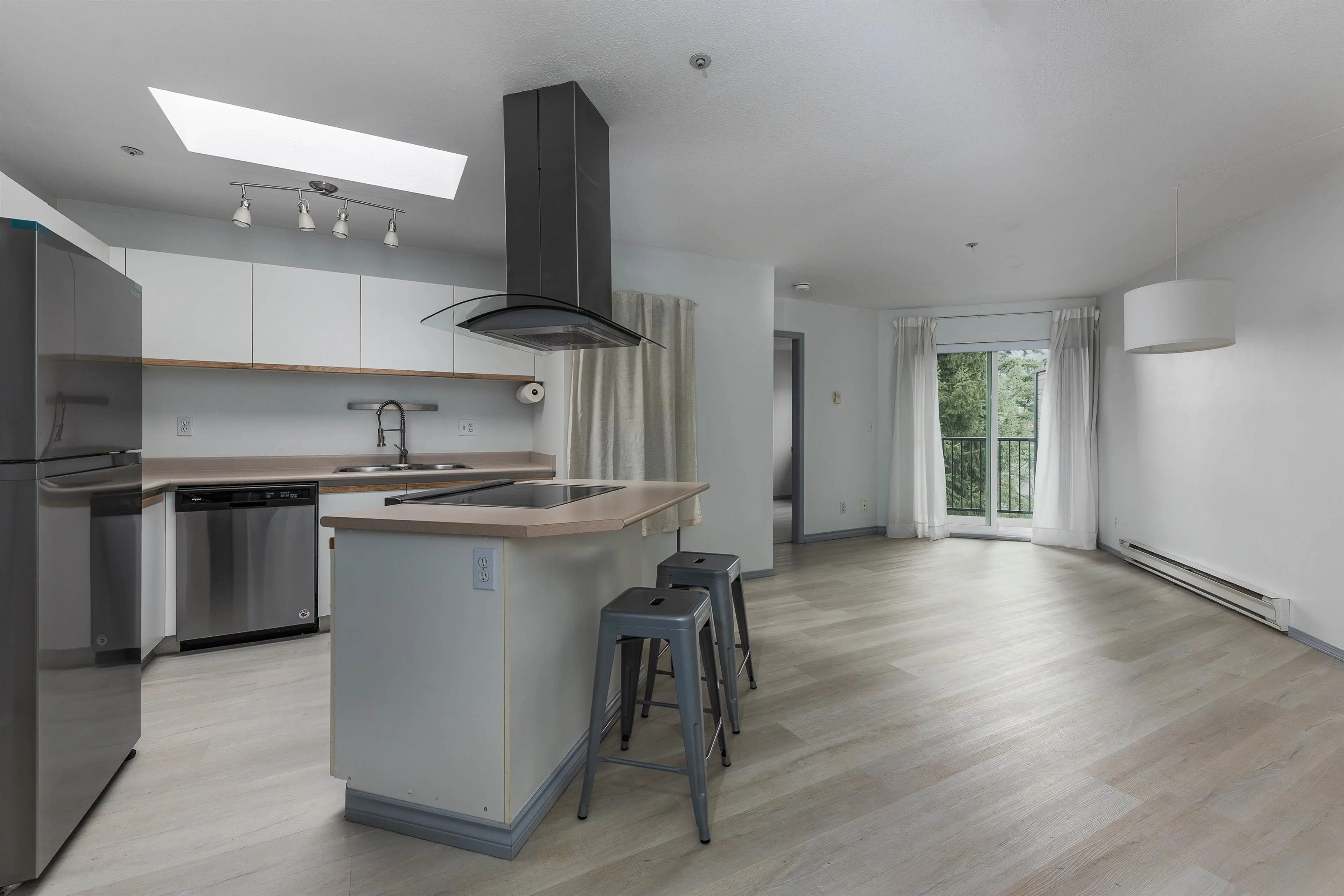 Property at #E309 40180 WILLOW CRESCENT, Squamish, BC