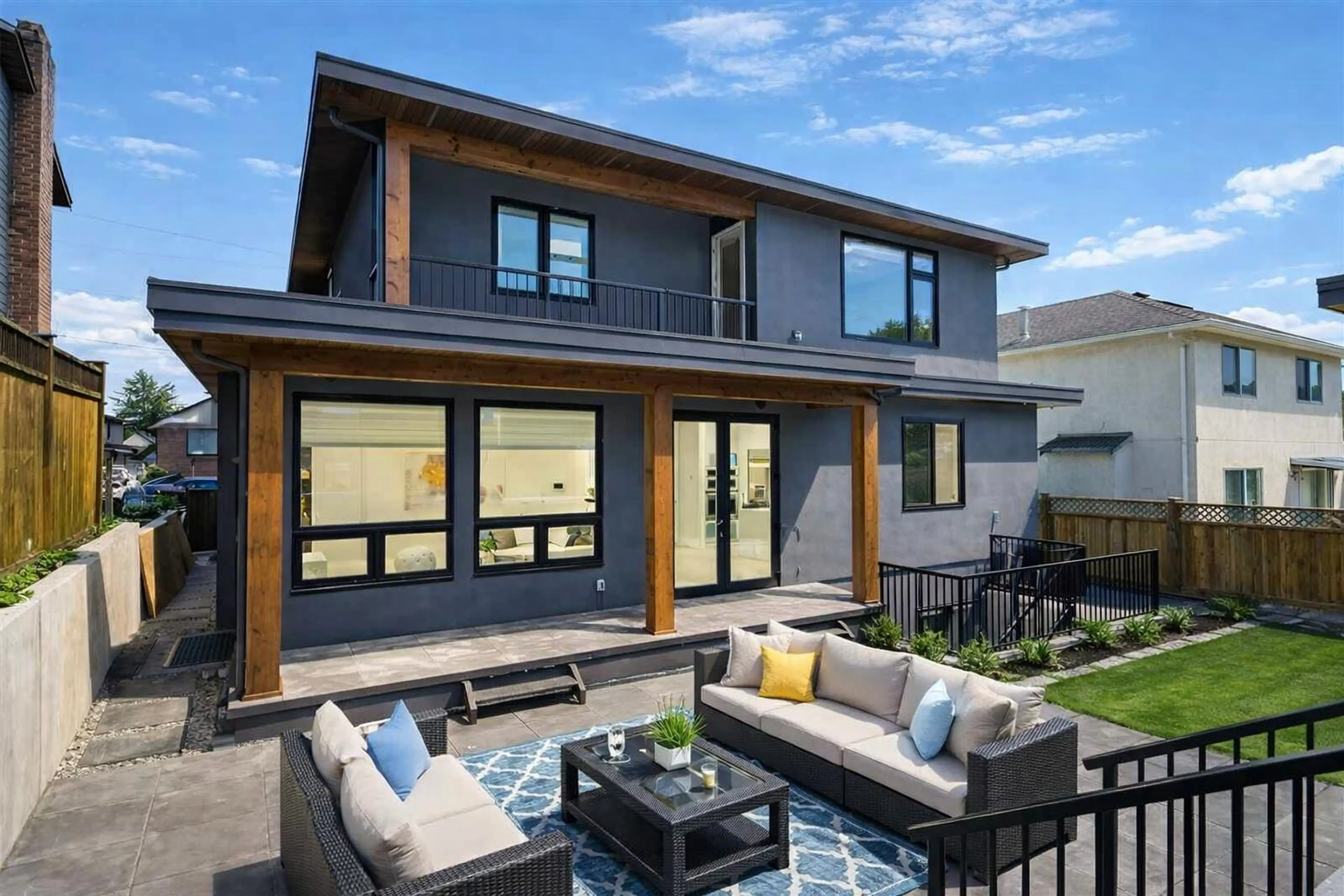 Property at 356 W 28TH STREET, North Vancouver, BC