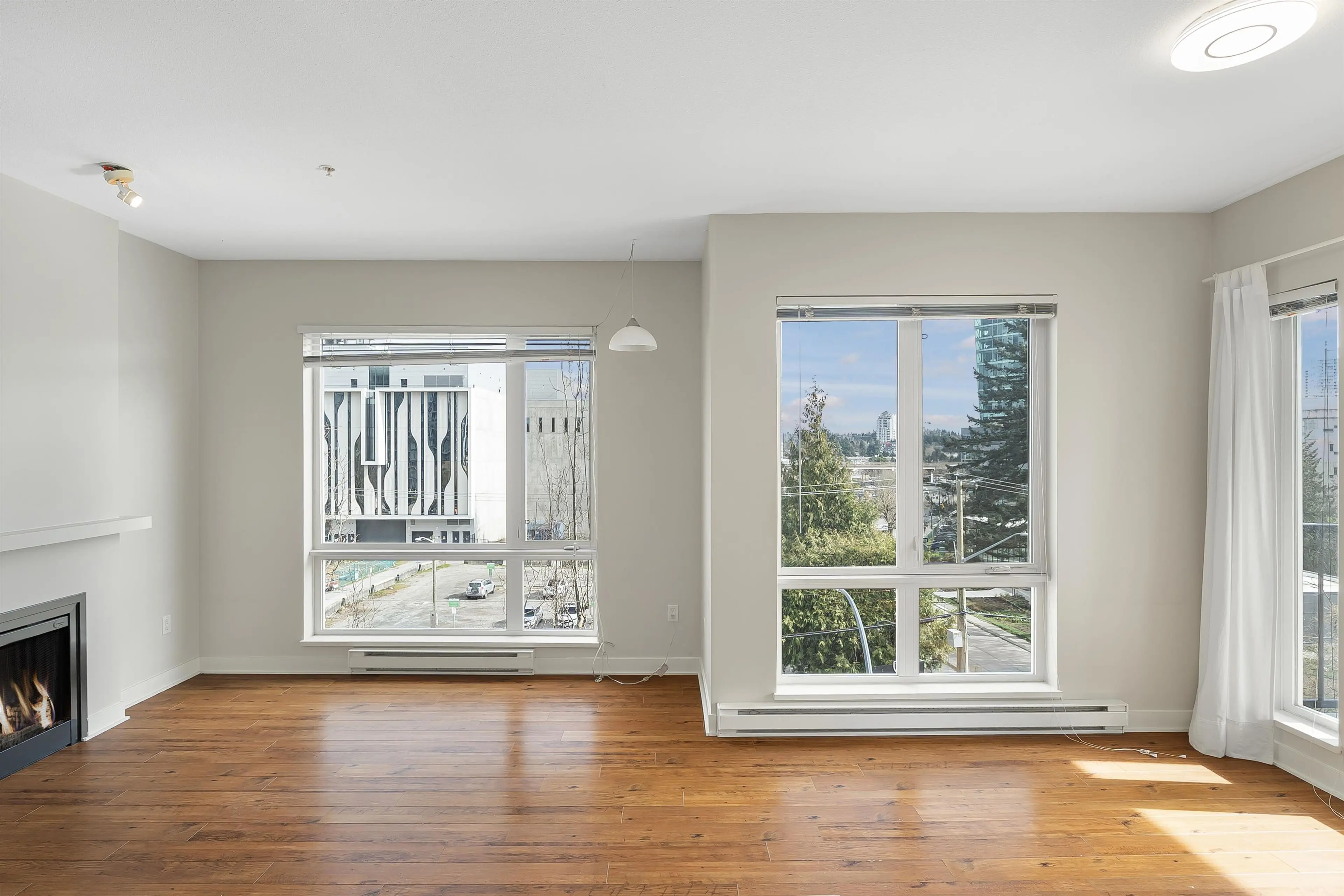 Property at #404 13339 102A, Surrey, BC