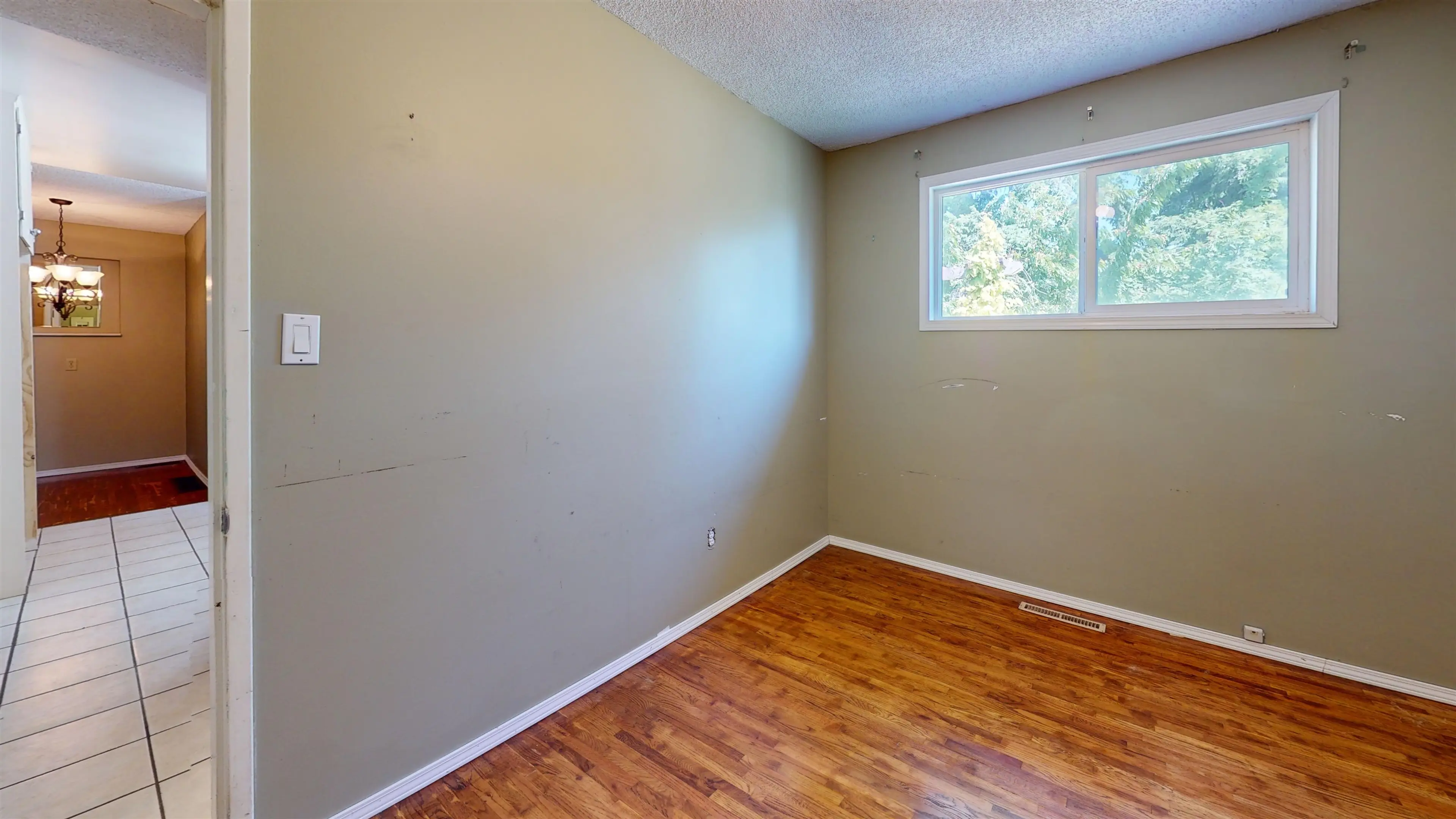 Property at 15463 16A AVENUE, Surrey, BC