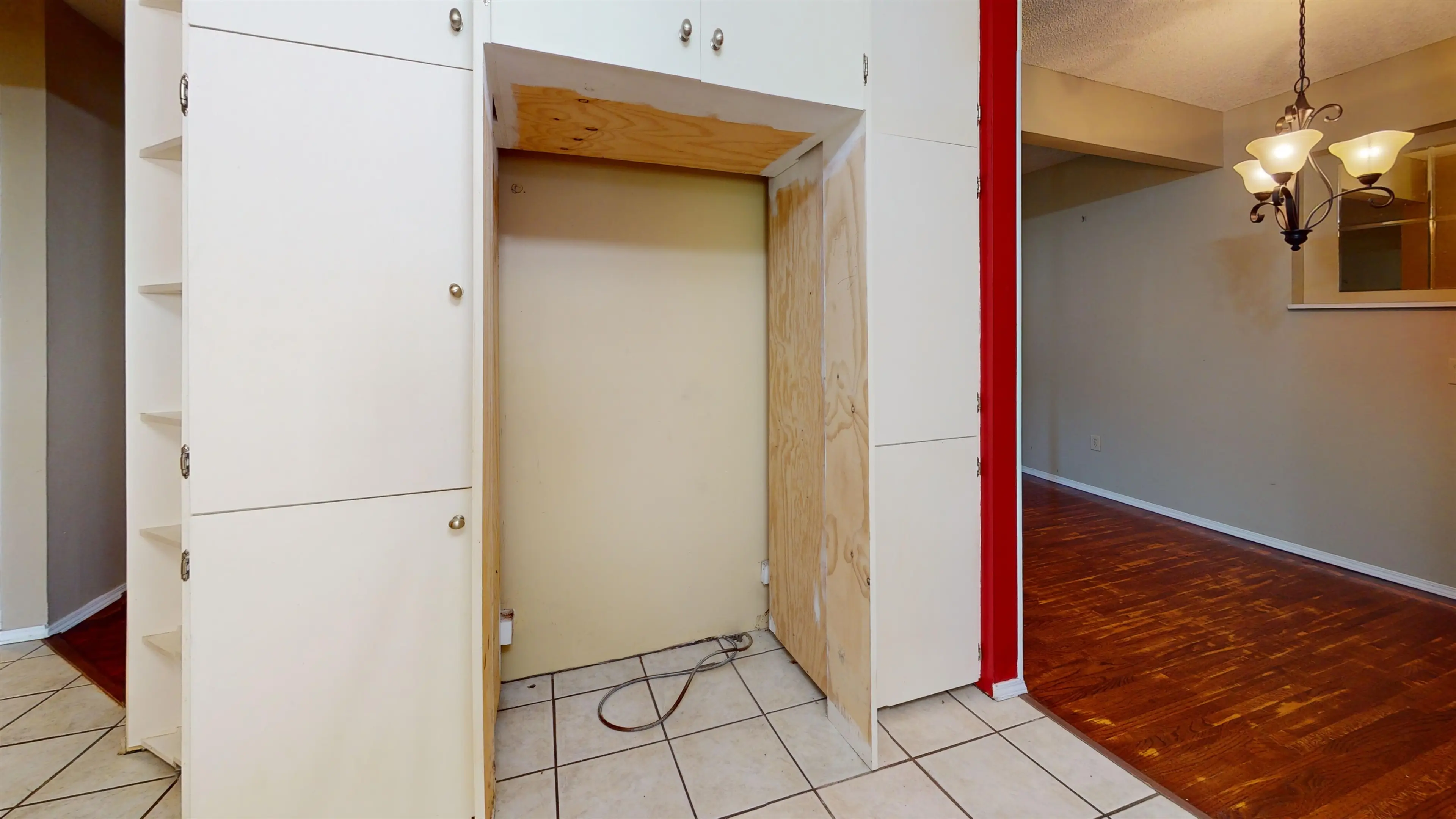 Property at 15463 16A AVENUE, Surrey, BC