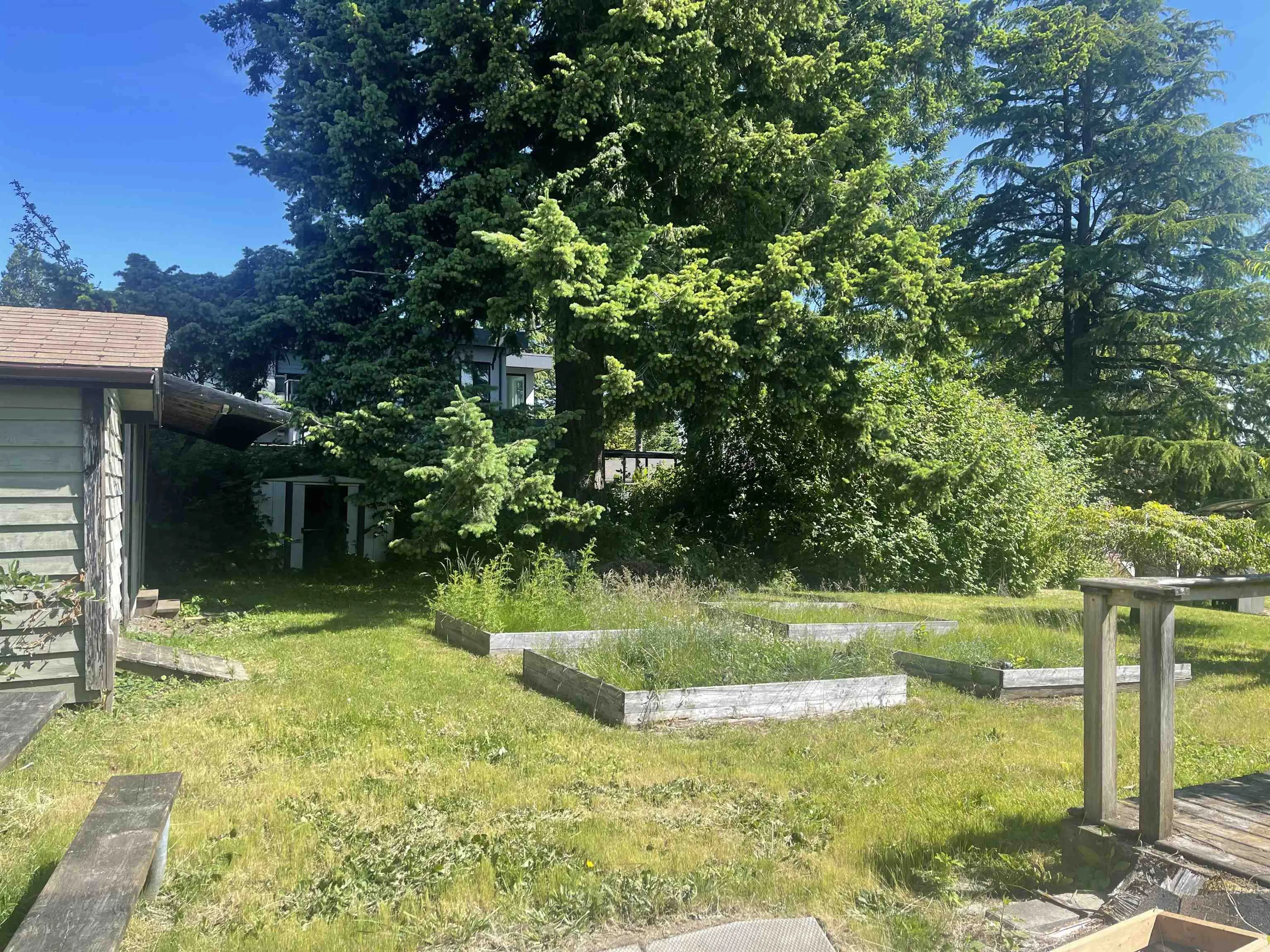 Property at 15463 16A AVENUE, Surrey, BC