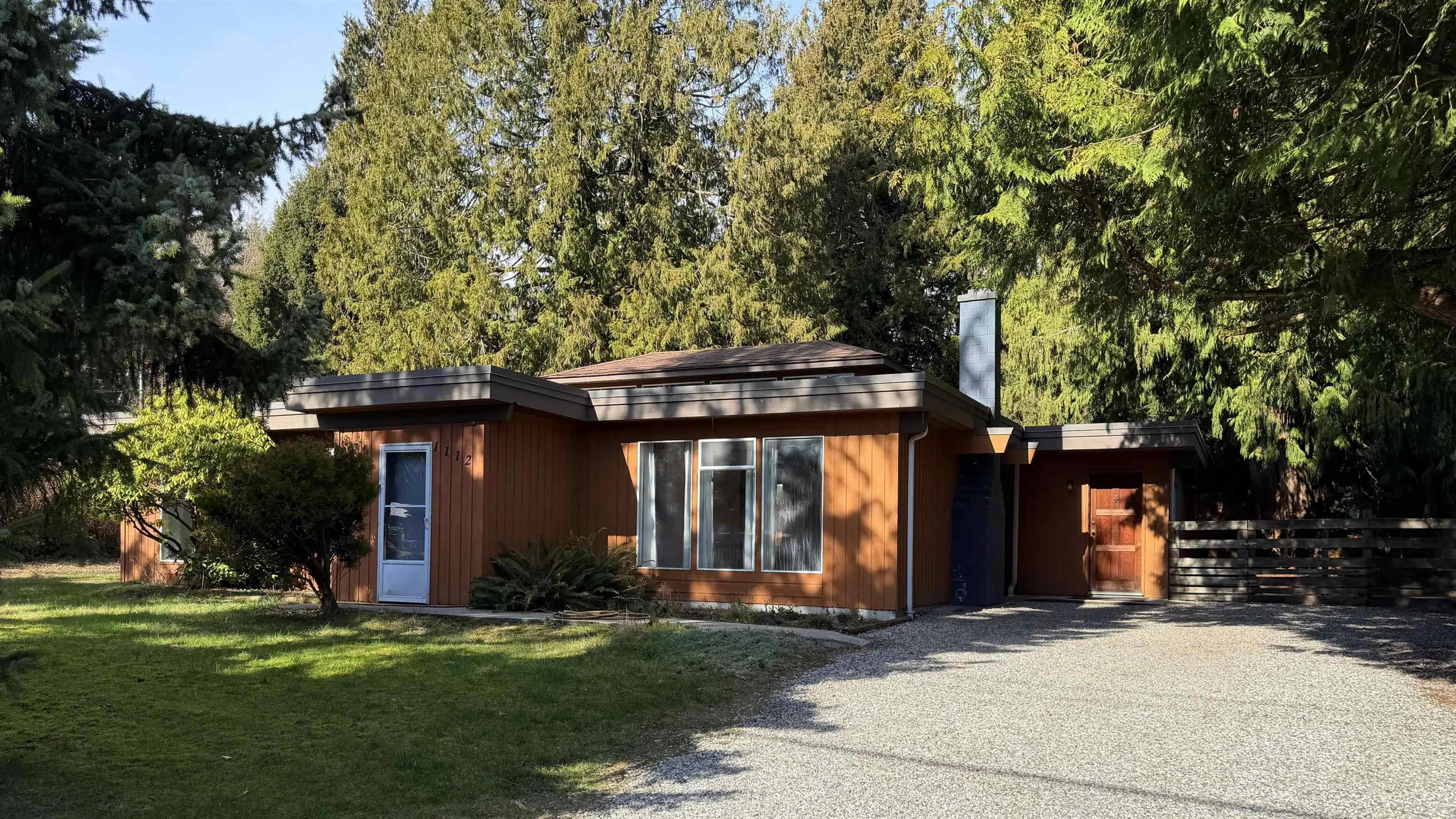 Property at 1112 SUNNYSIDE ROAD, Gibsons, BC