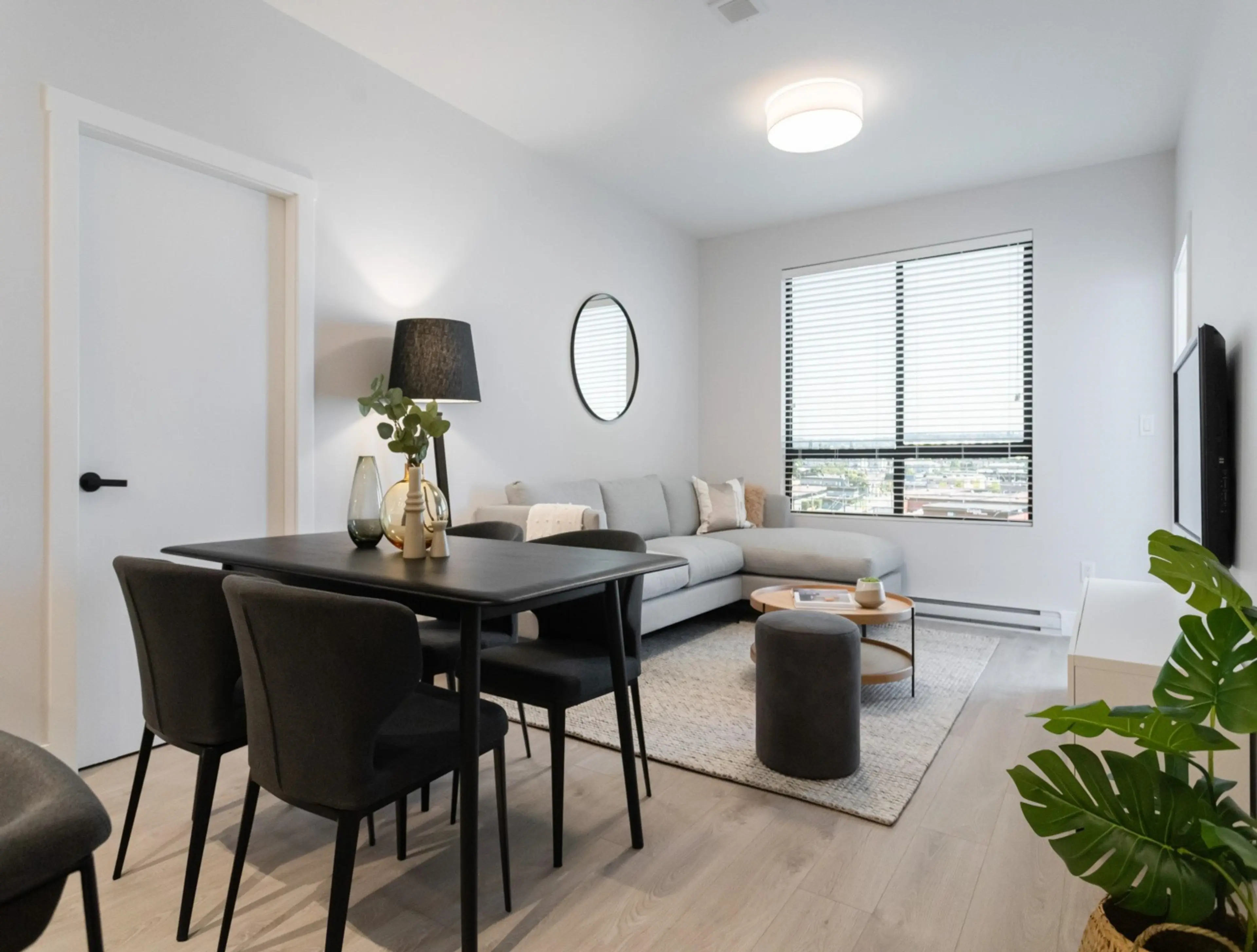 Property at #613 13458 95 AVENUE, Surrey, BC