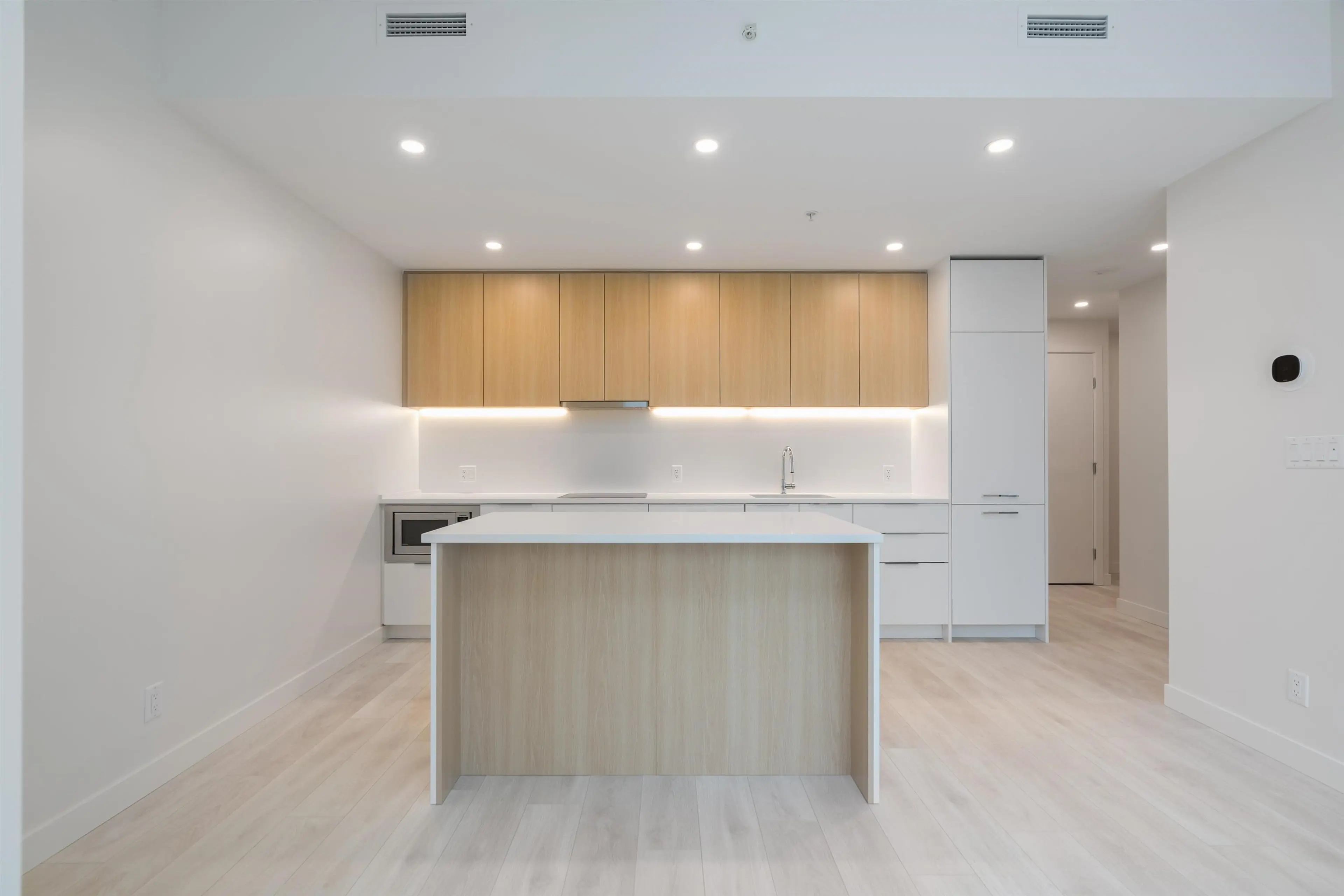 Property at #102 13318 104 AVENUE, Surrey, BC