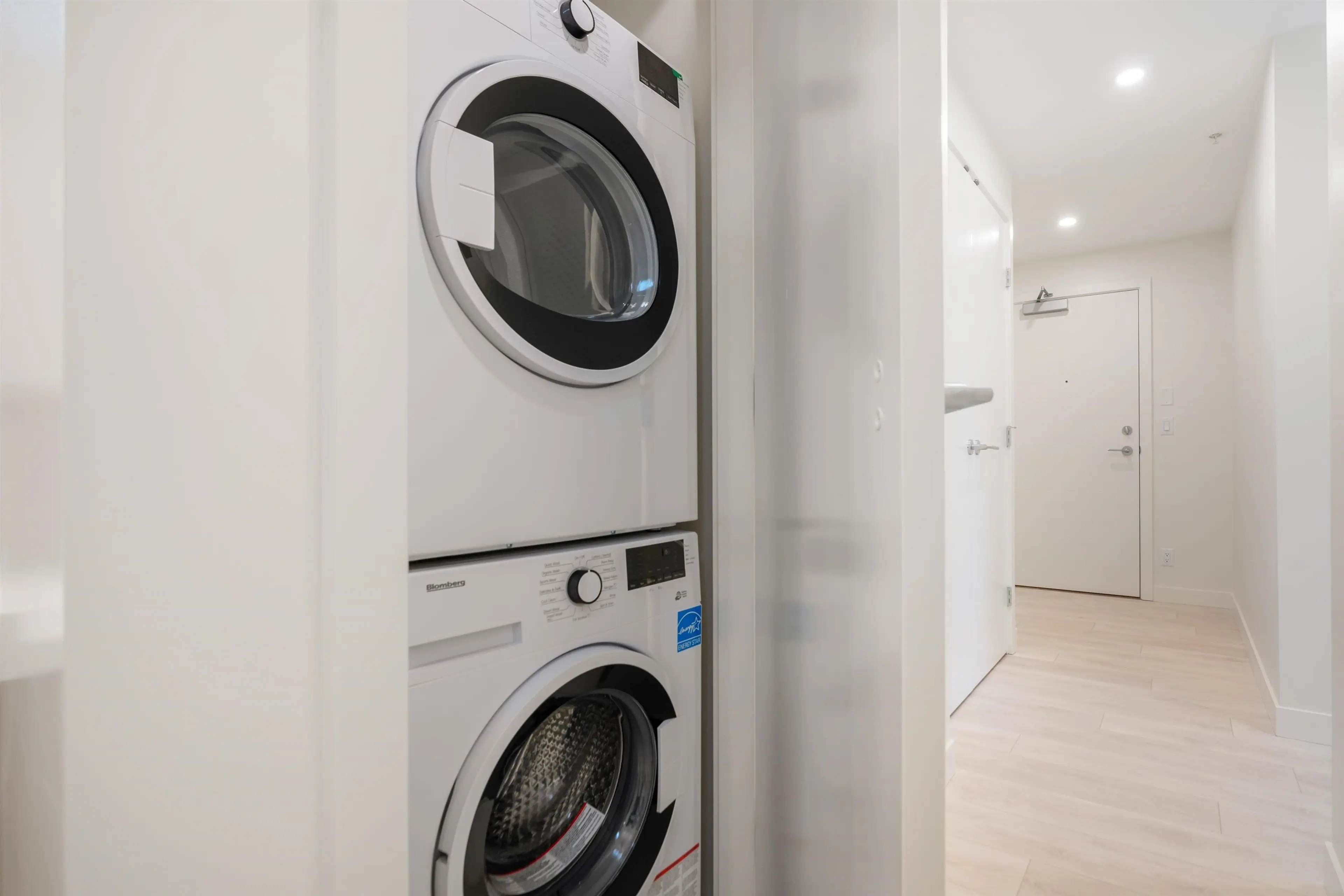 Property at #102 13318 104 AVENUE, Surrey, BC