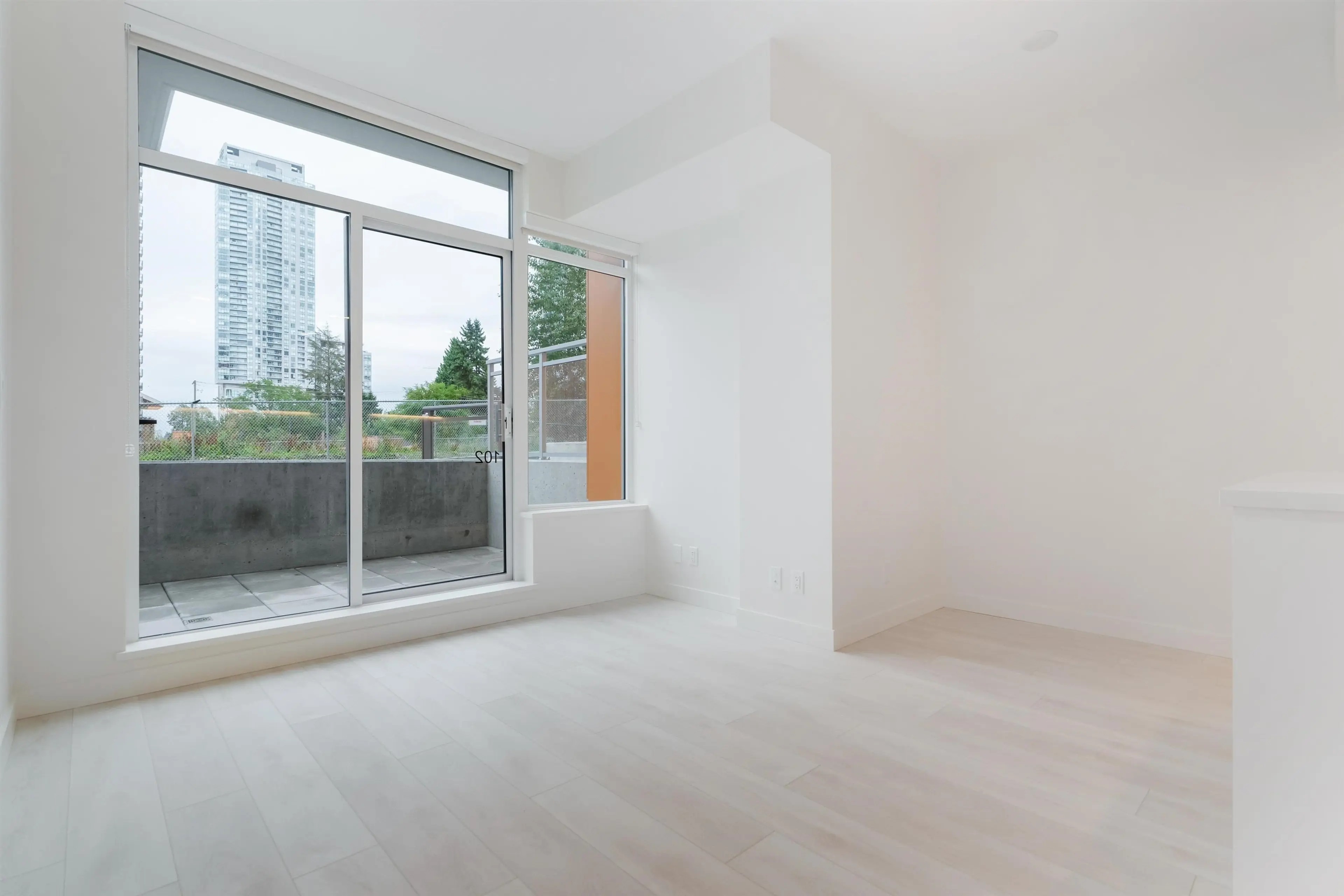 Property at #102 13318 104 AVENUE, Surrey, BC