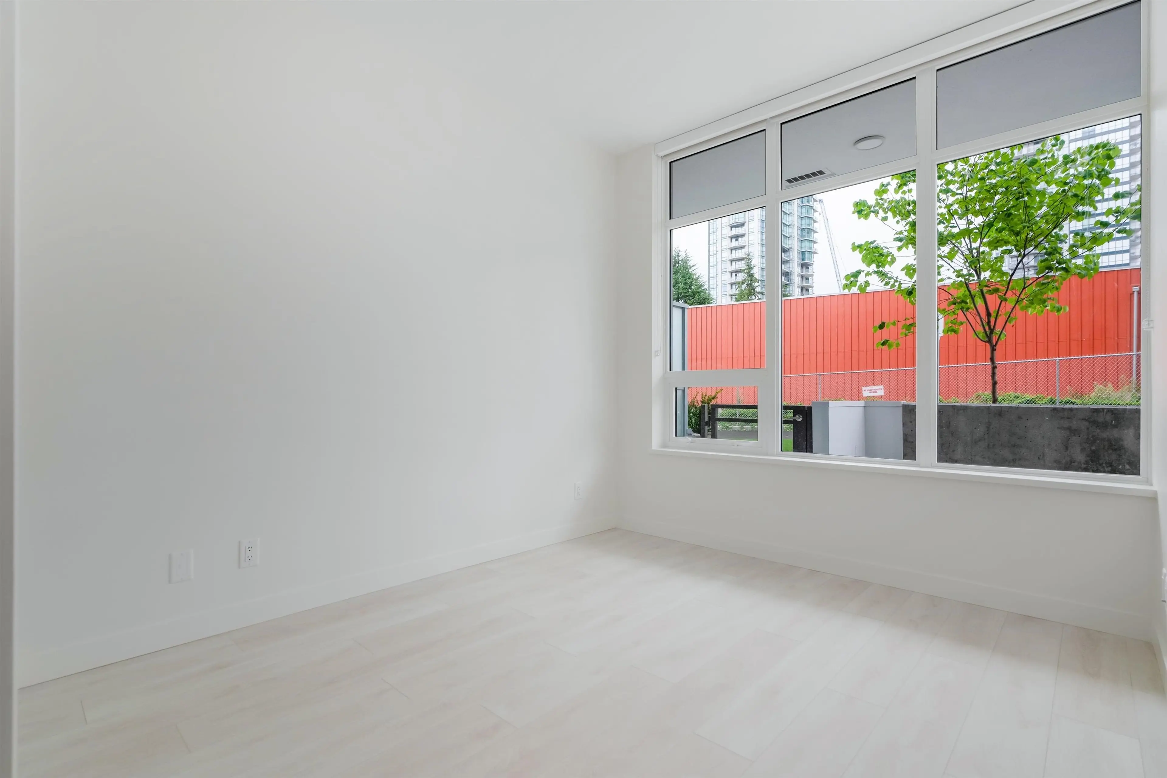 Property at #102 13318 104 AVENUE, Surrey, BC