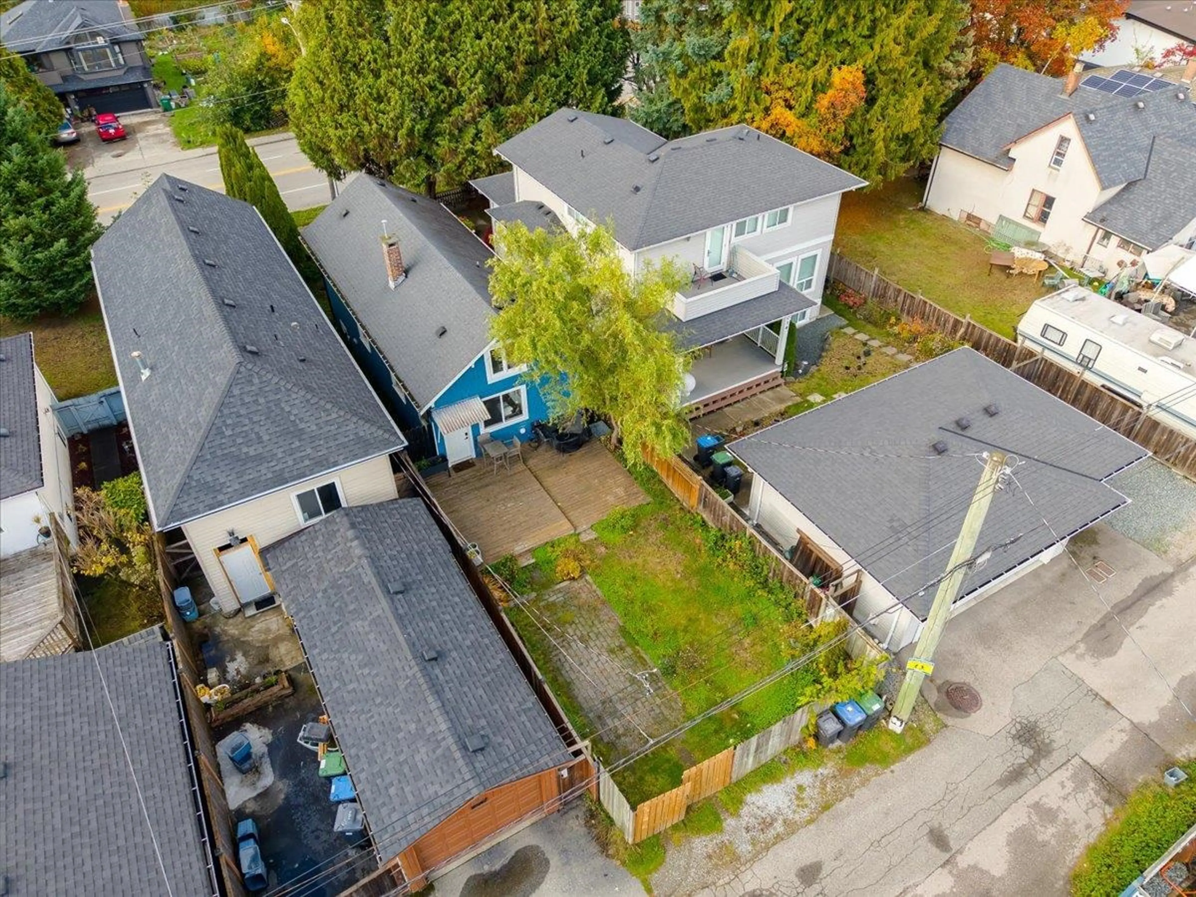 Property at 1016 TENTH AVENUE, New Westminster, BC