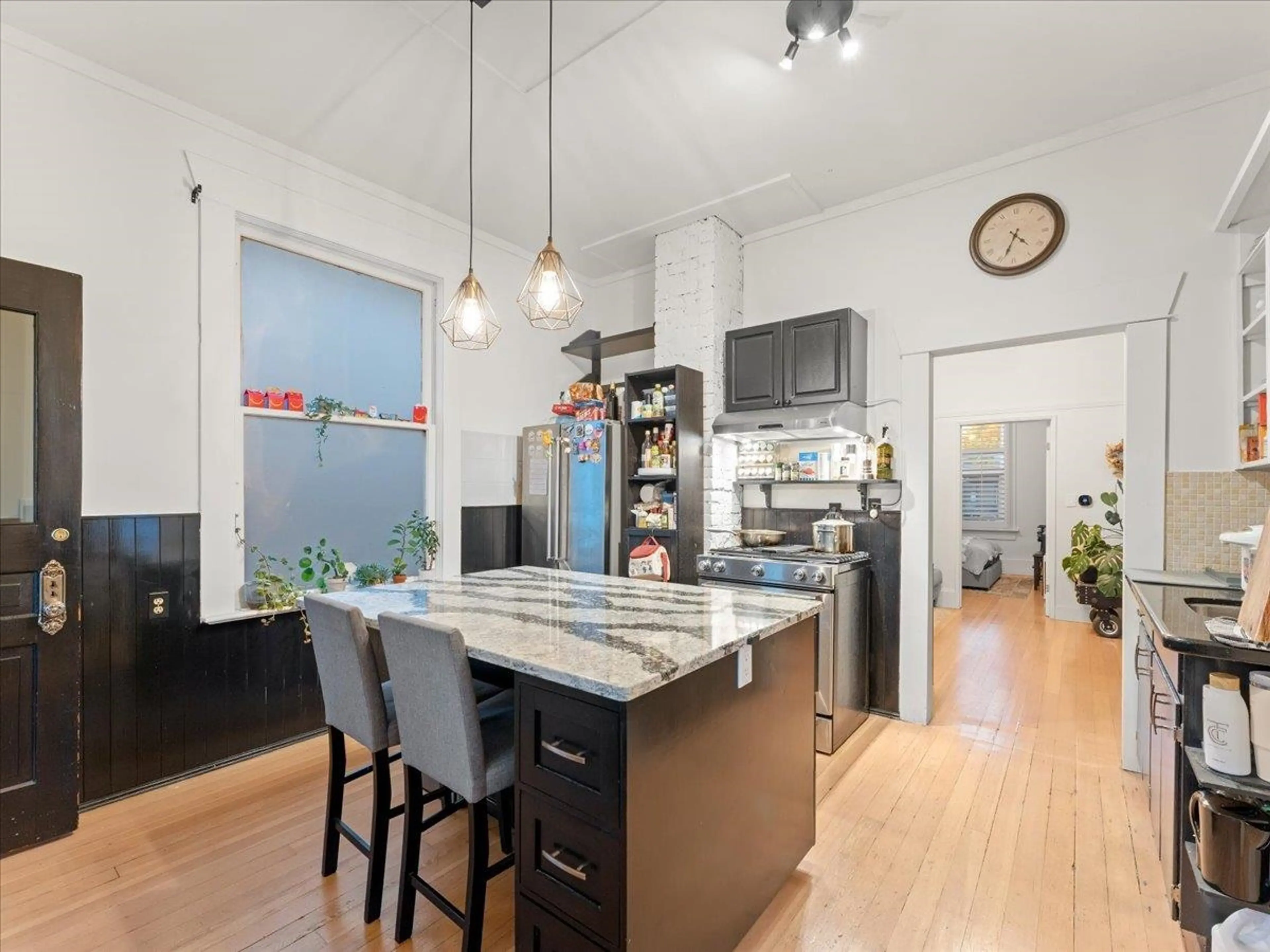 Property at 1016 TENTH AVENUE, New Westminster, BC