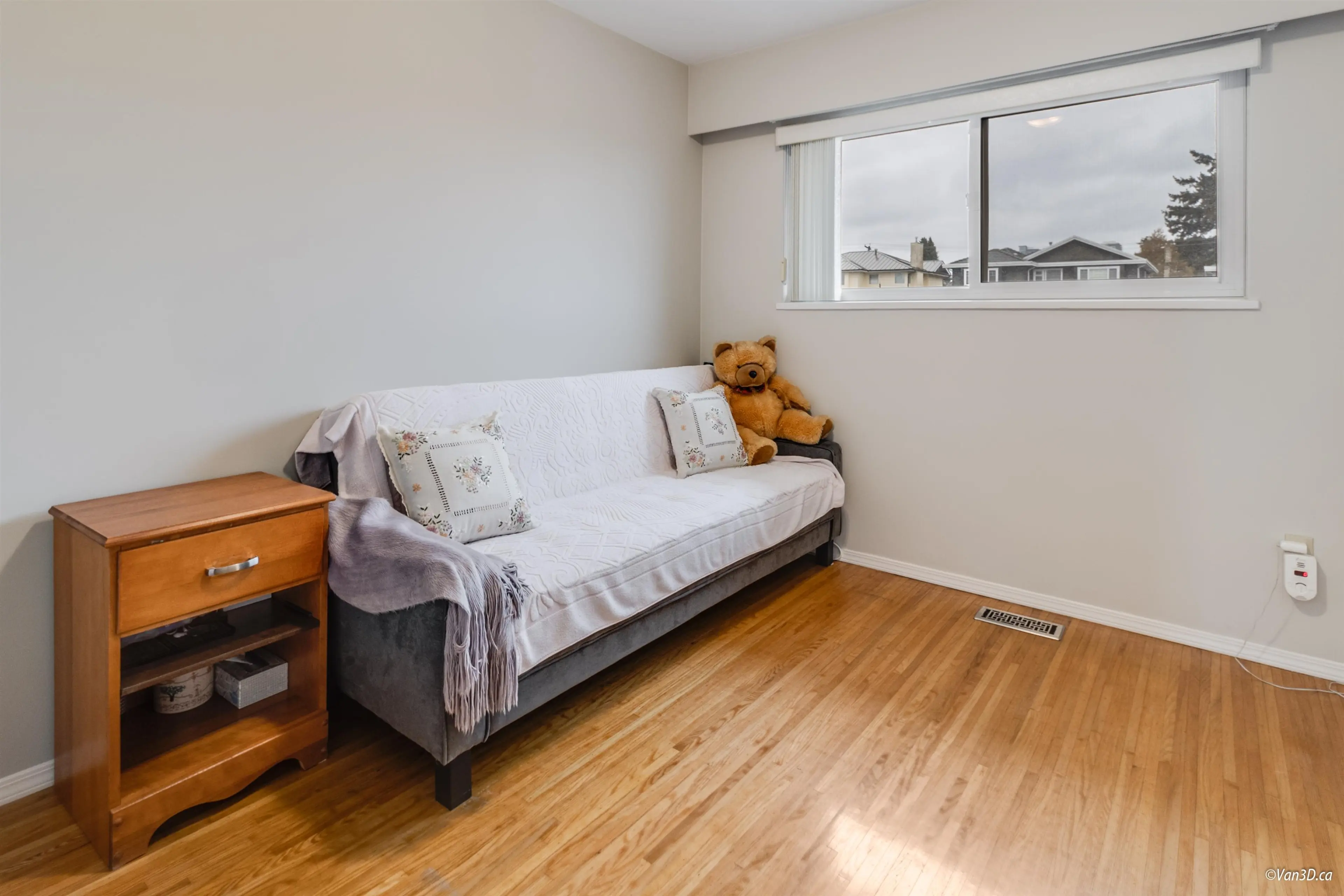 Property at 6555 ST. CHARLES PLACE, Burnaby, BC