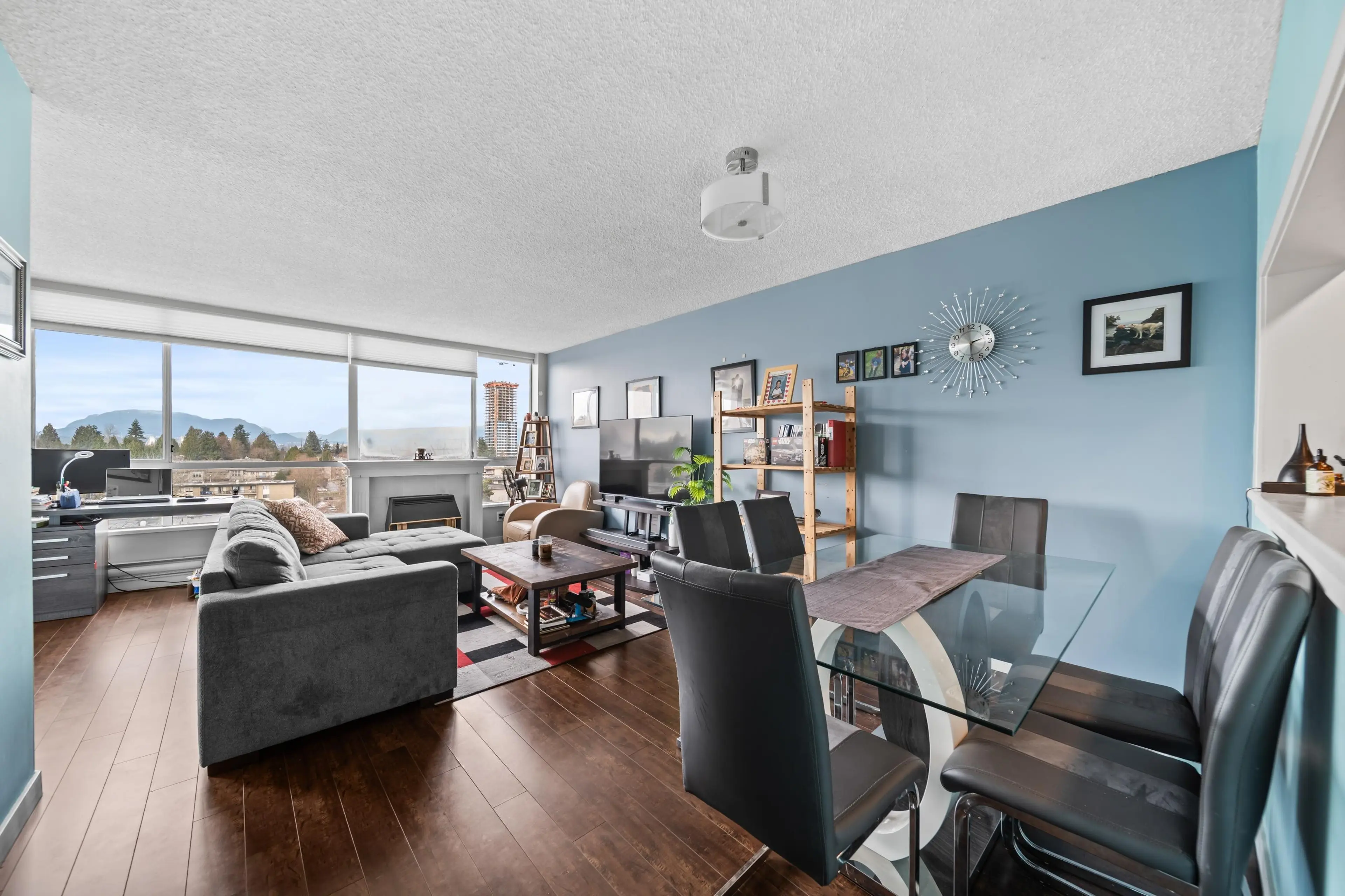 Property at #806 14881 103A AVENUE, Surrey, BC