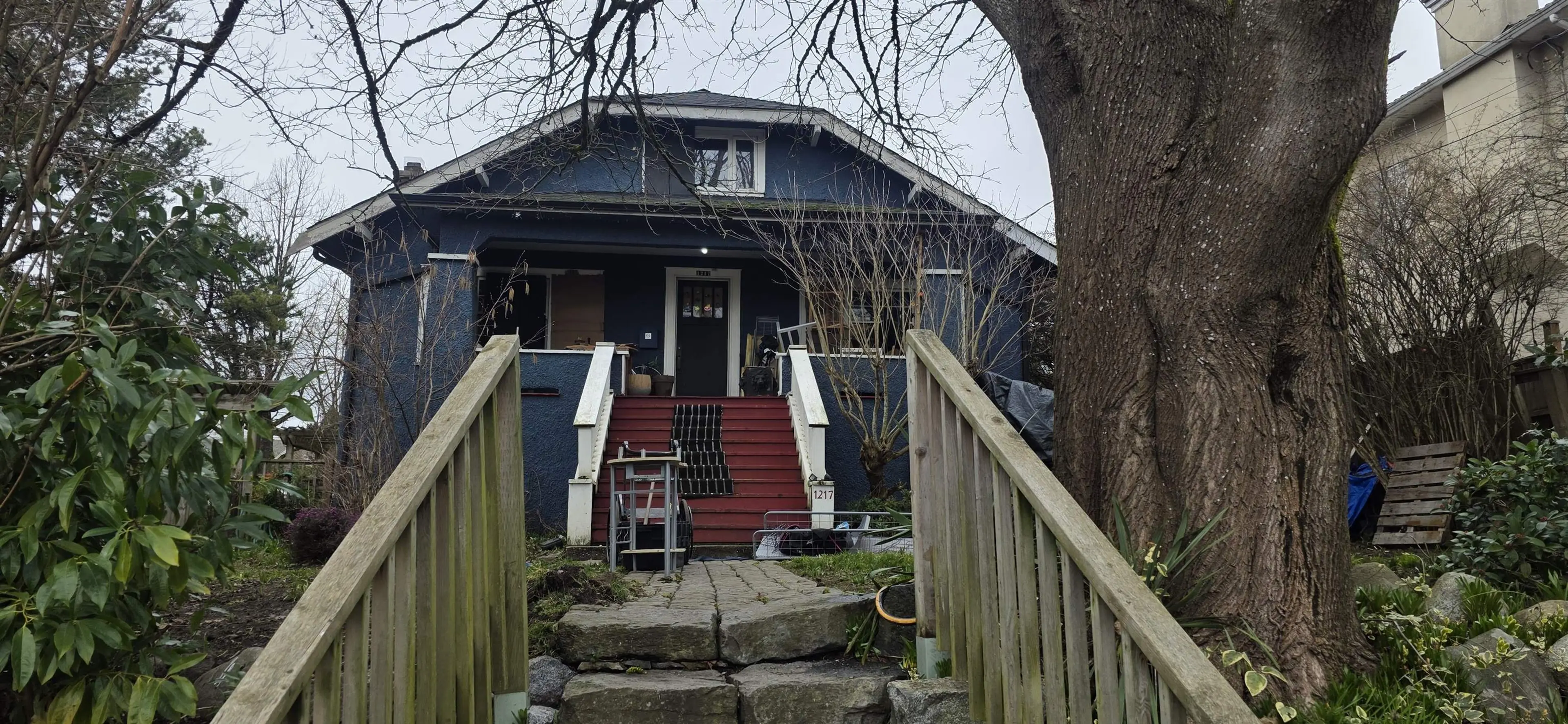 Property at 1217 SIXTH AVENUE, New Westminster, BC