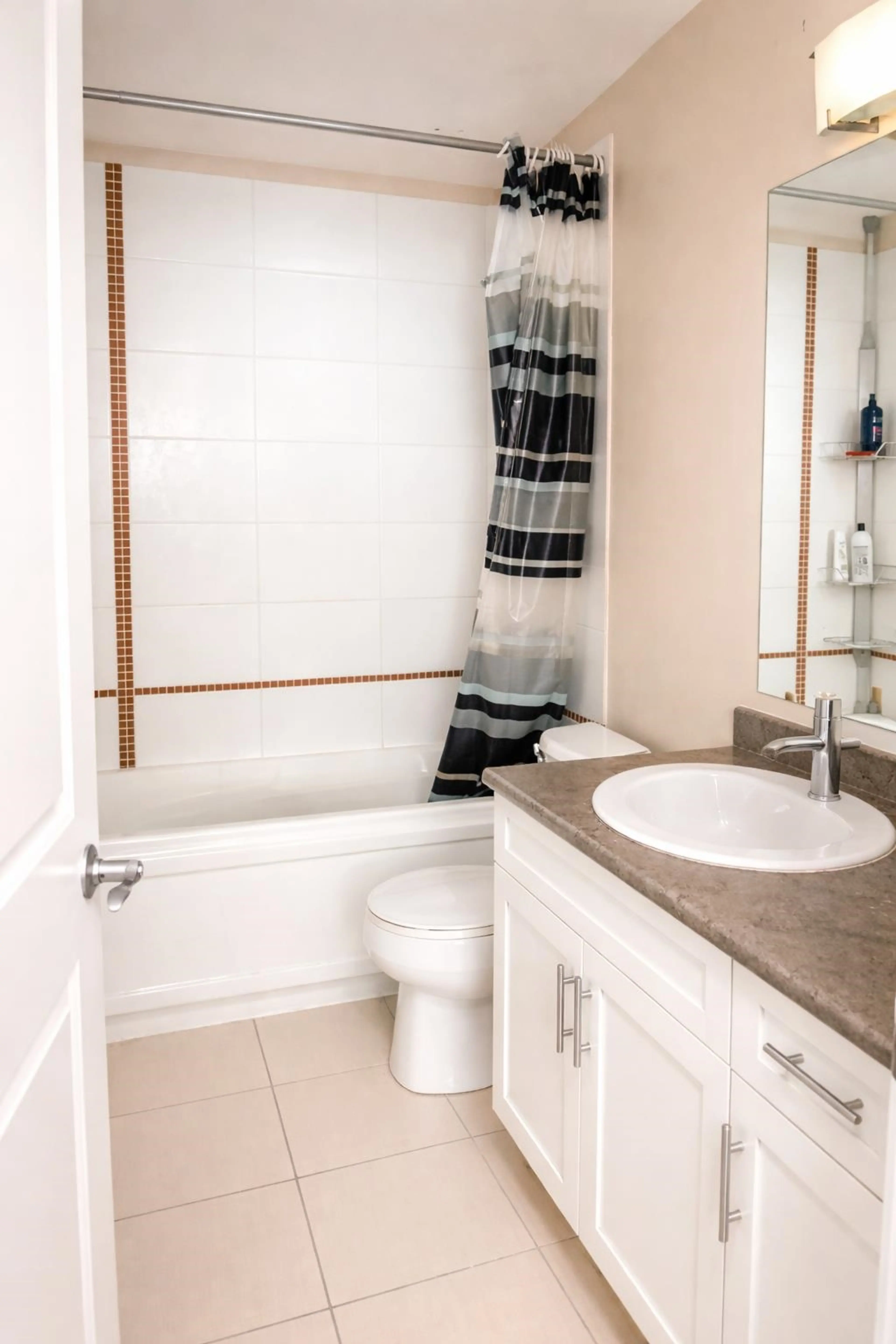 Property at #407 9422 VICTOR STREET, Chilliwack, BC