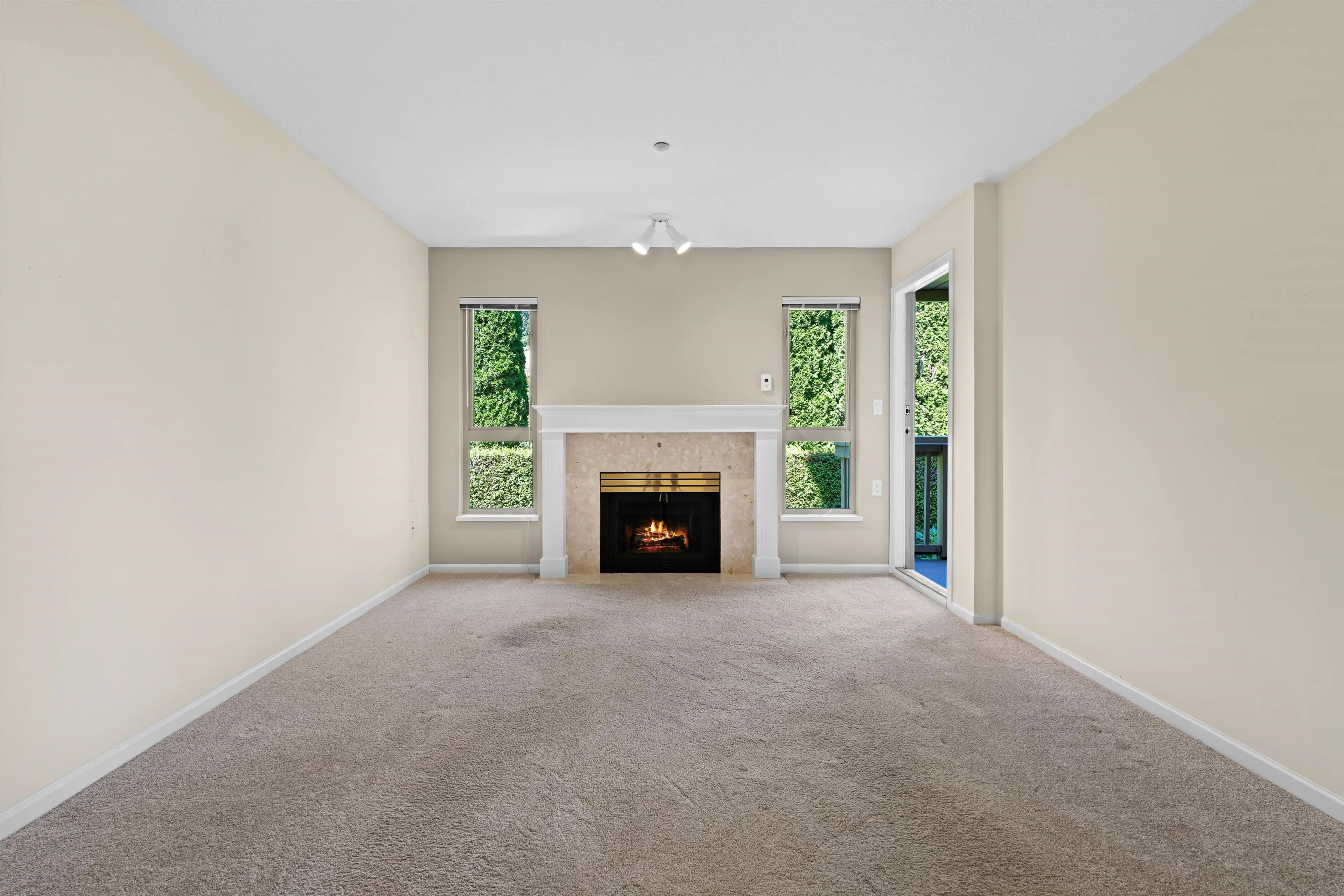 Property at #205 843 22ND STREET, West Vancouver, BC