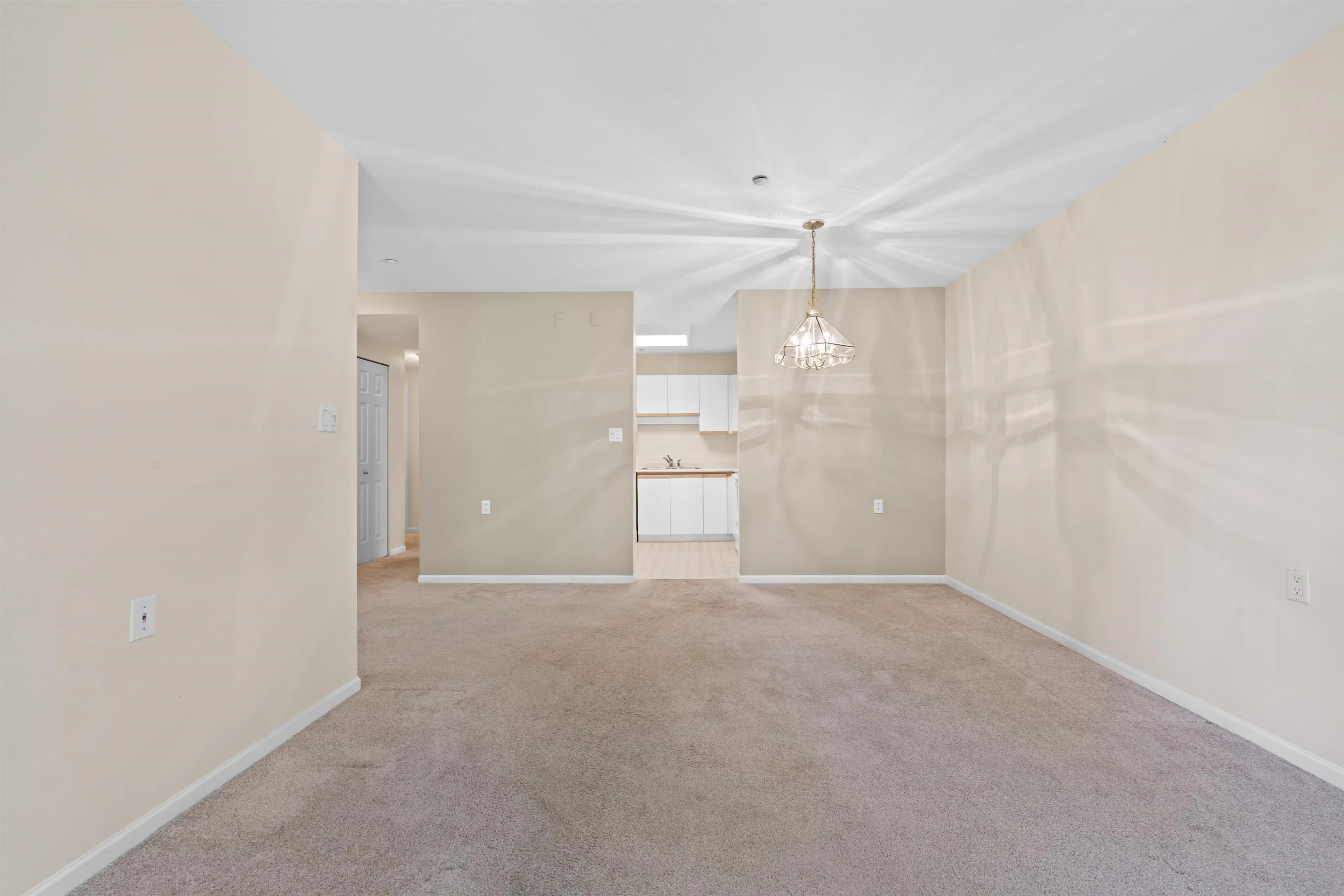 Property at #205 843 22ND STREET, West Vancouver, BC