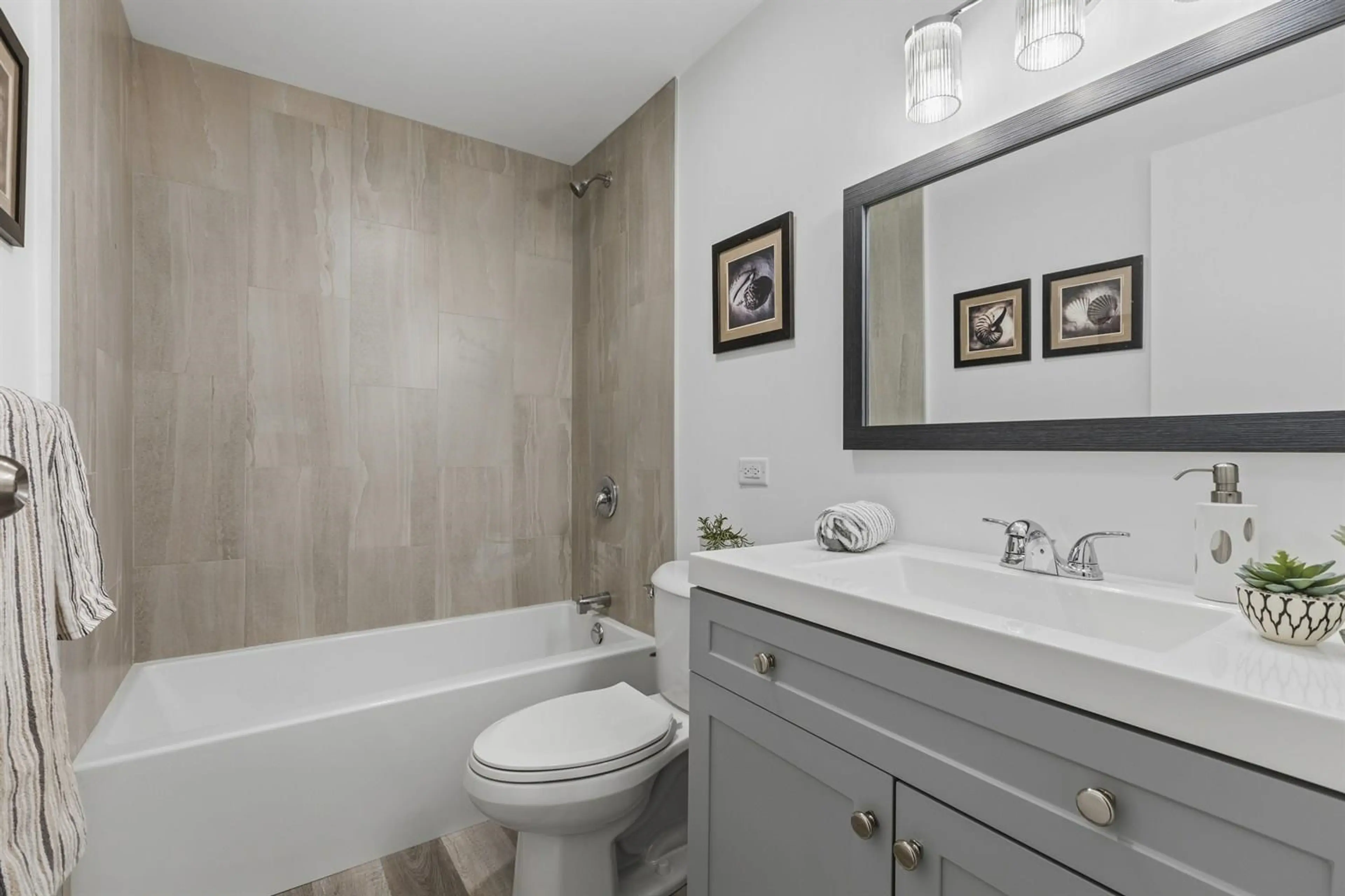 Property at #104 425 ASH STREET, New Westminster, BC