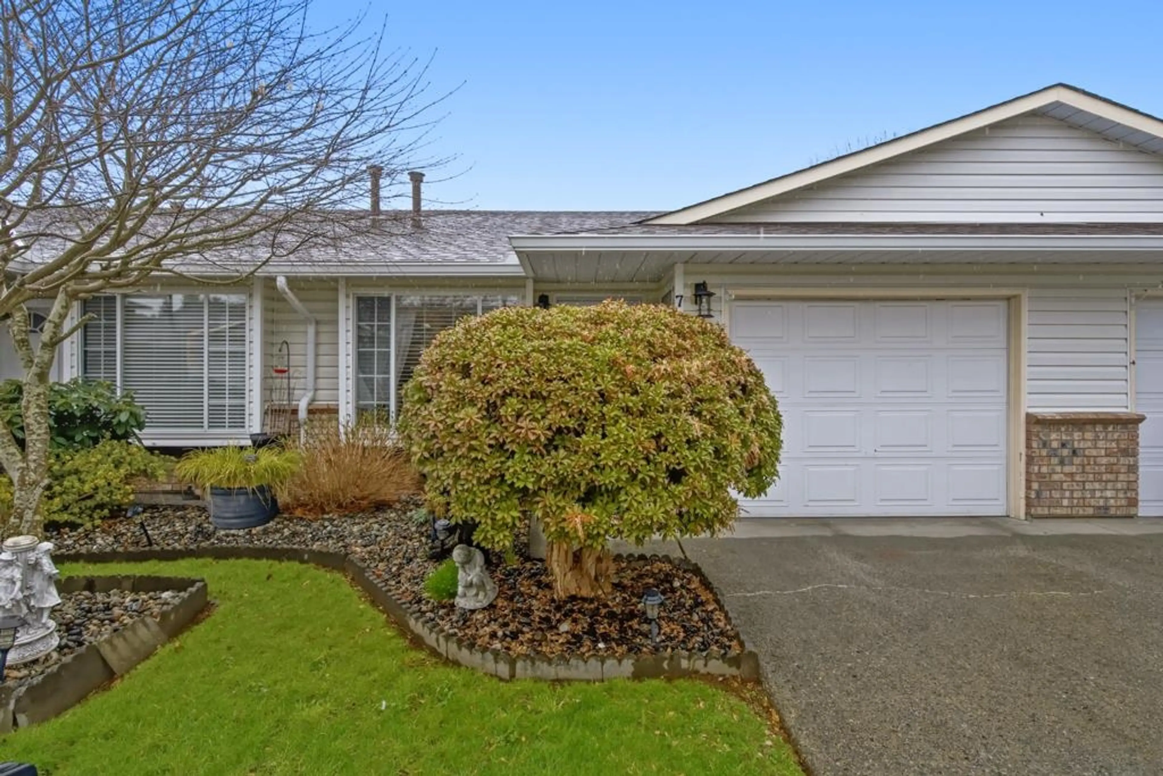 Property at #7 18960 ADVENT ROAD, Pitt Meadows, BC