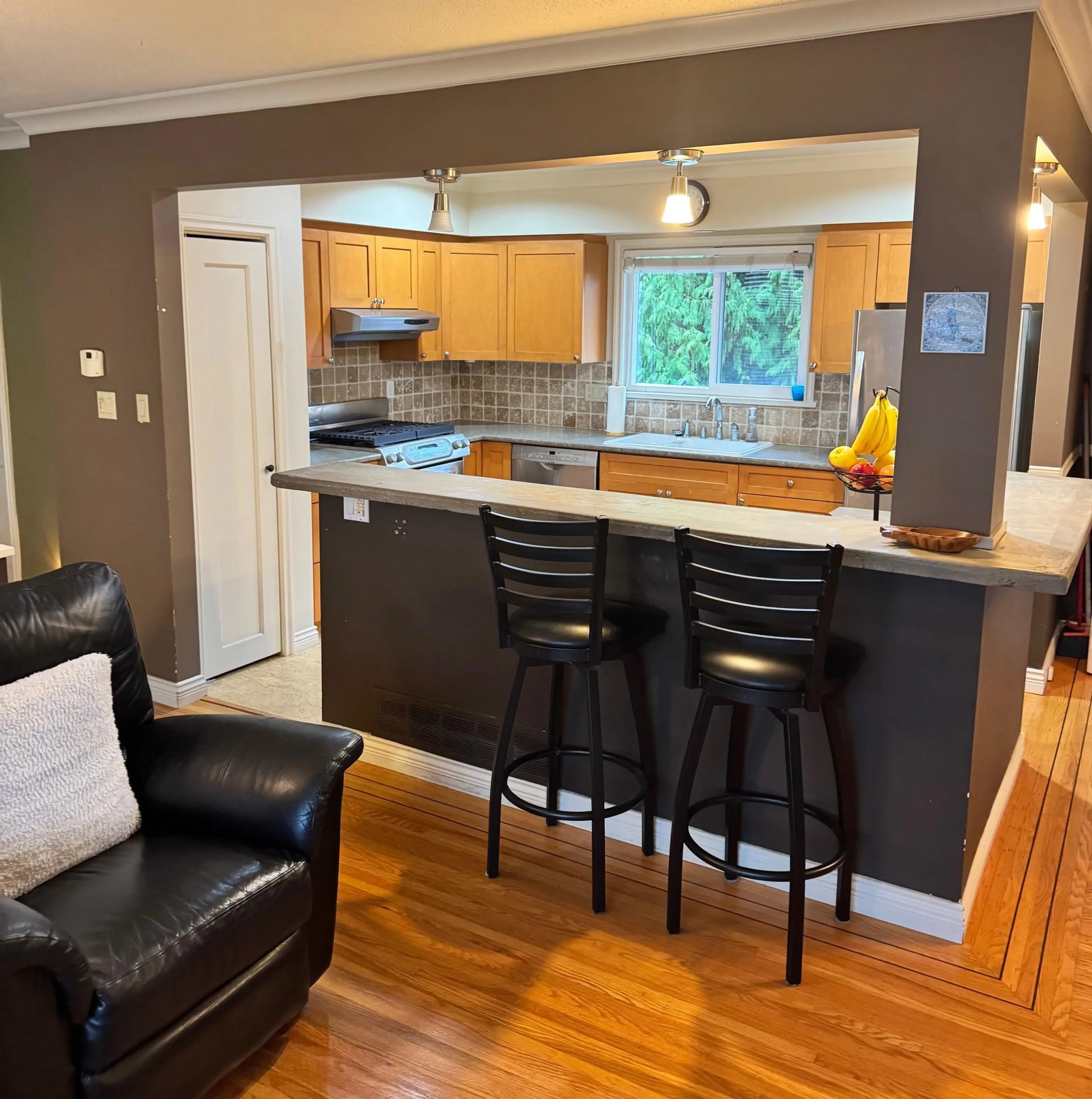 Property at 15980 THRIFT AVENUE, White Rock, BC