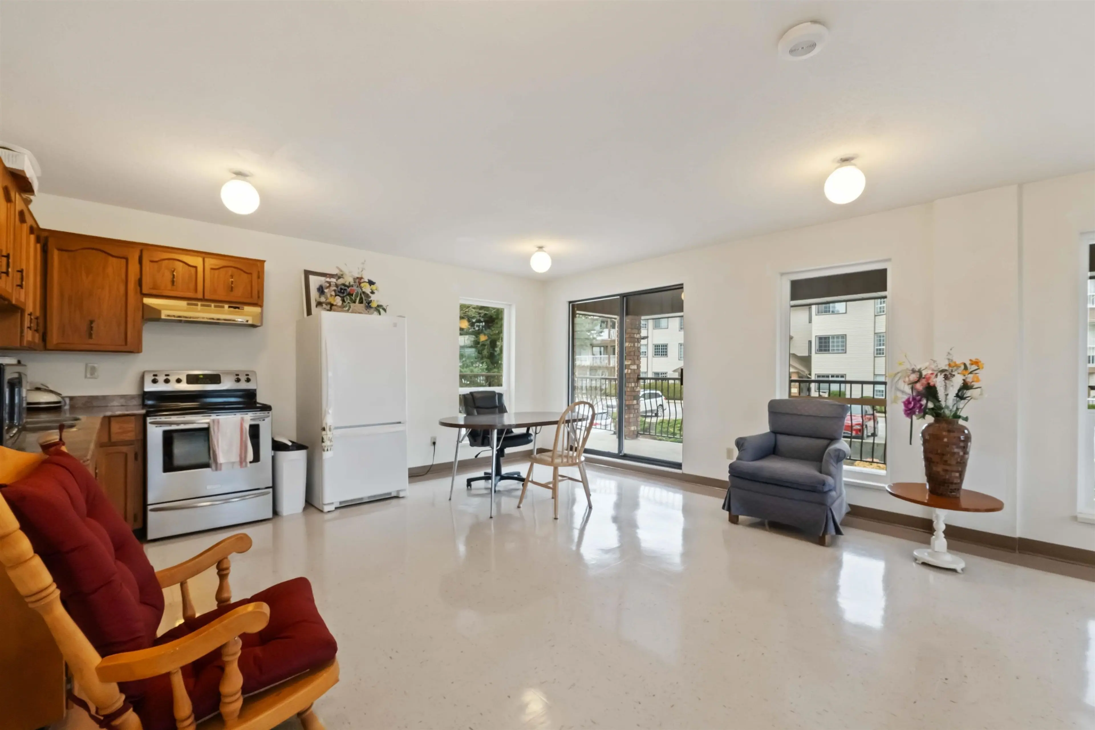 Property at #201 32119 OLD YALE ROAD, Abbotsford, BC