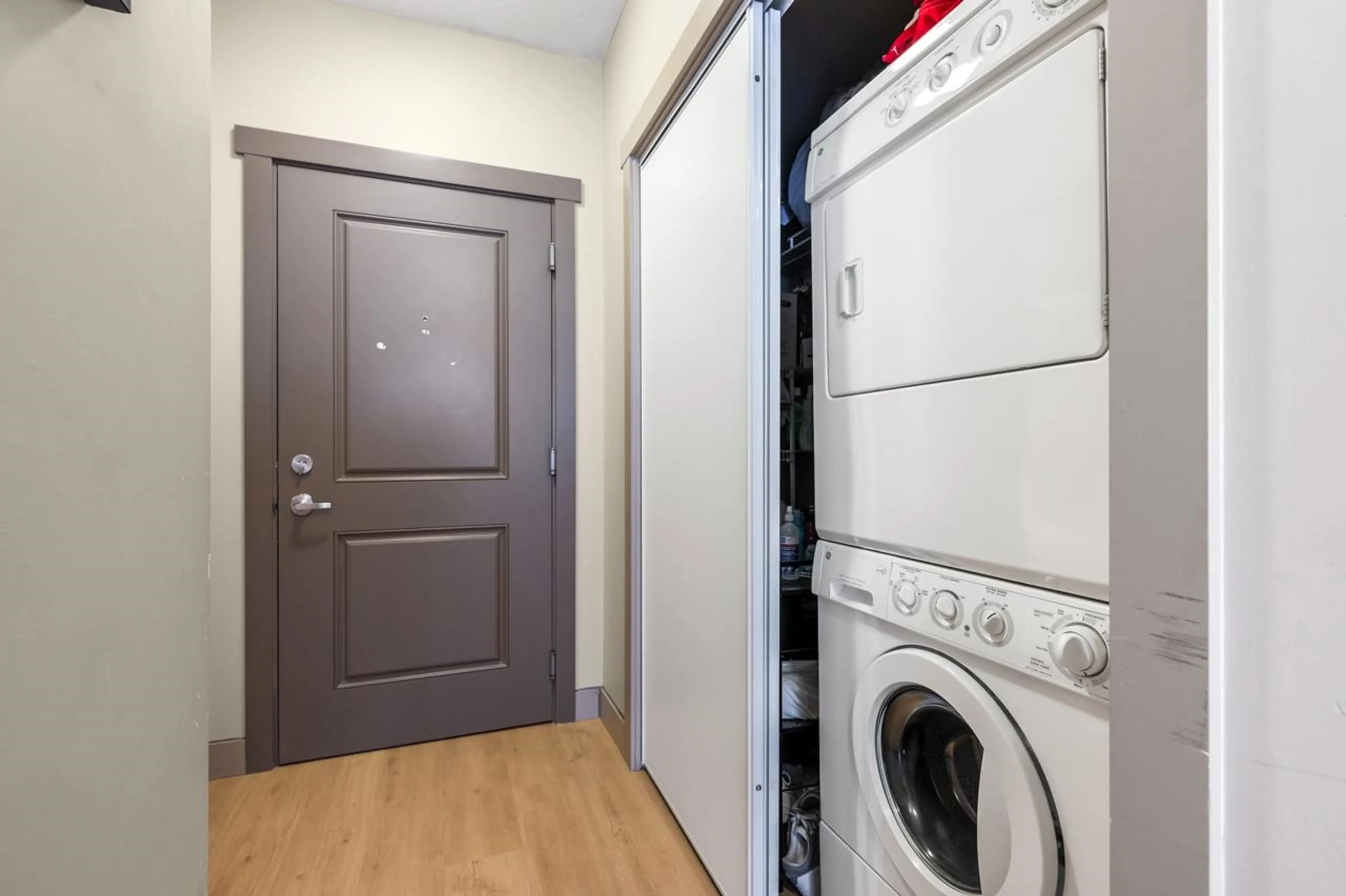 Property at #417 9009 CORNERSTONE MEWS, Burnaby, BC