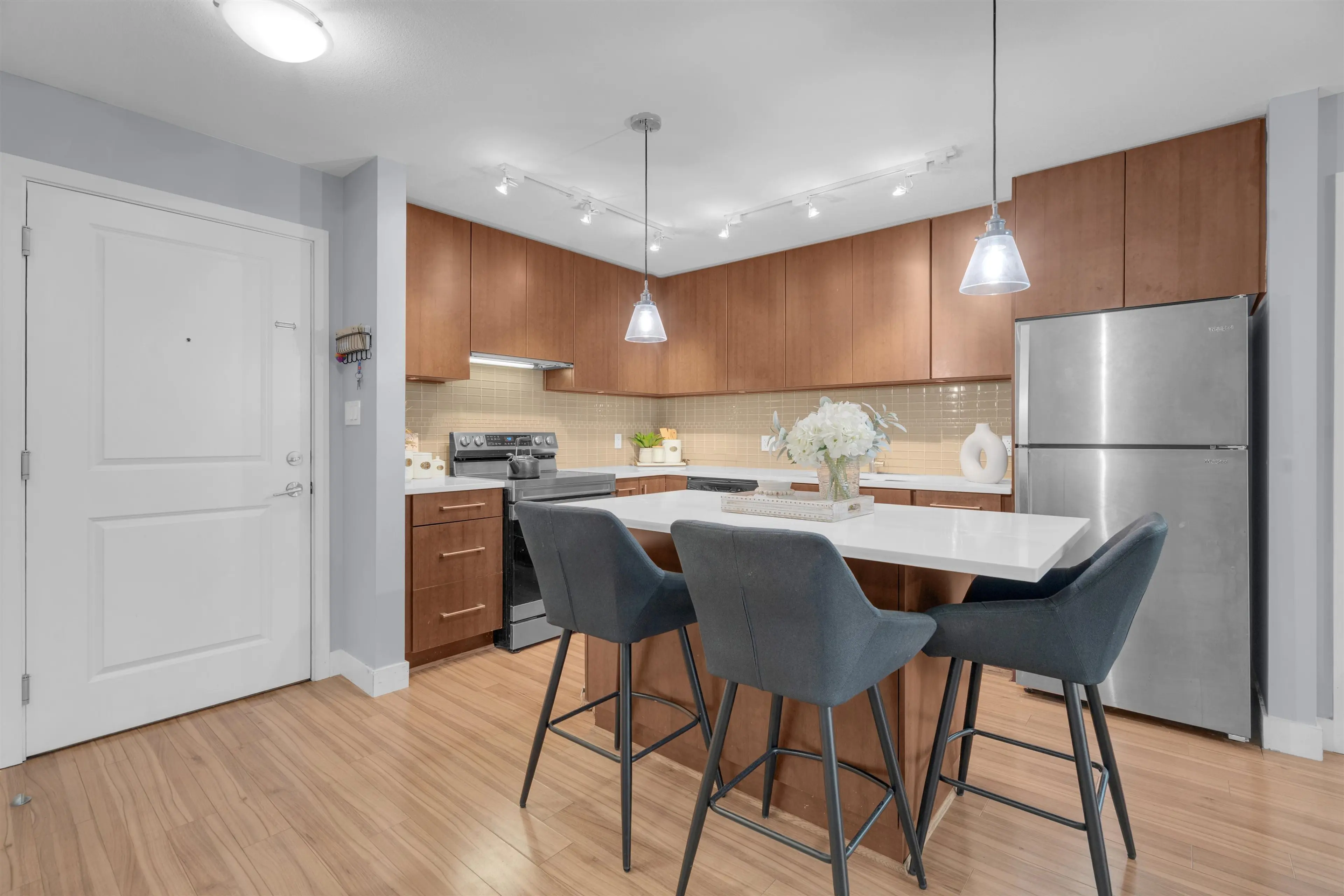 Property at #352 15850 26 AVENUE, Surrey, BC