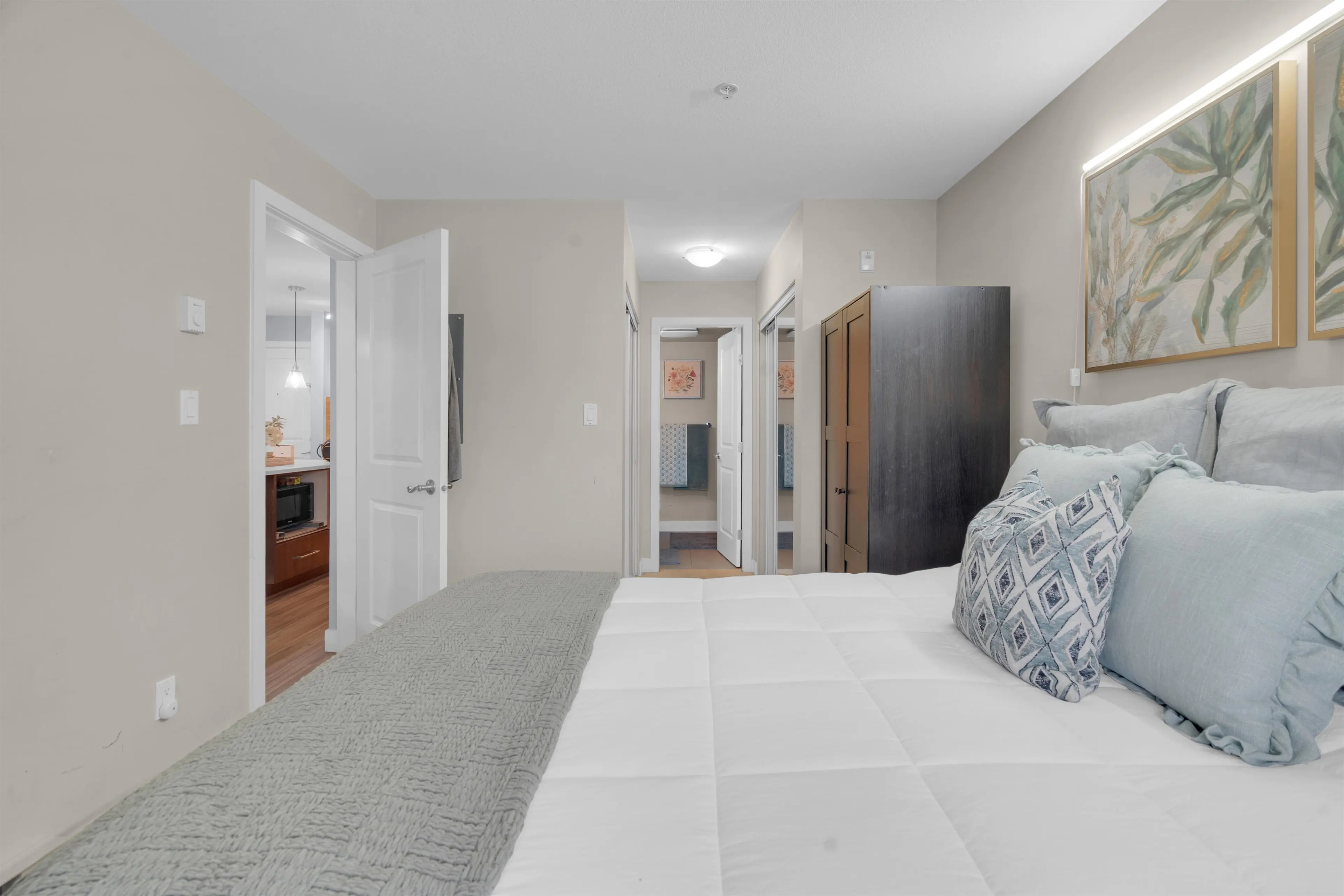 Property at #352 15850 26 AVENUE, Surrey, BC