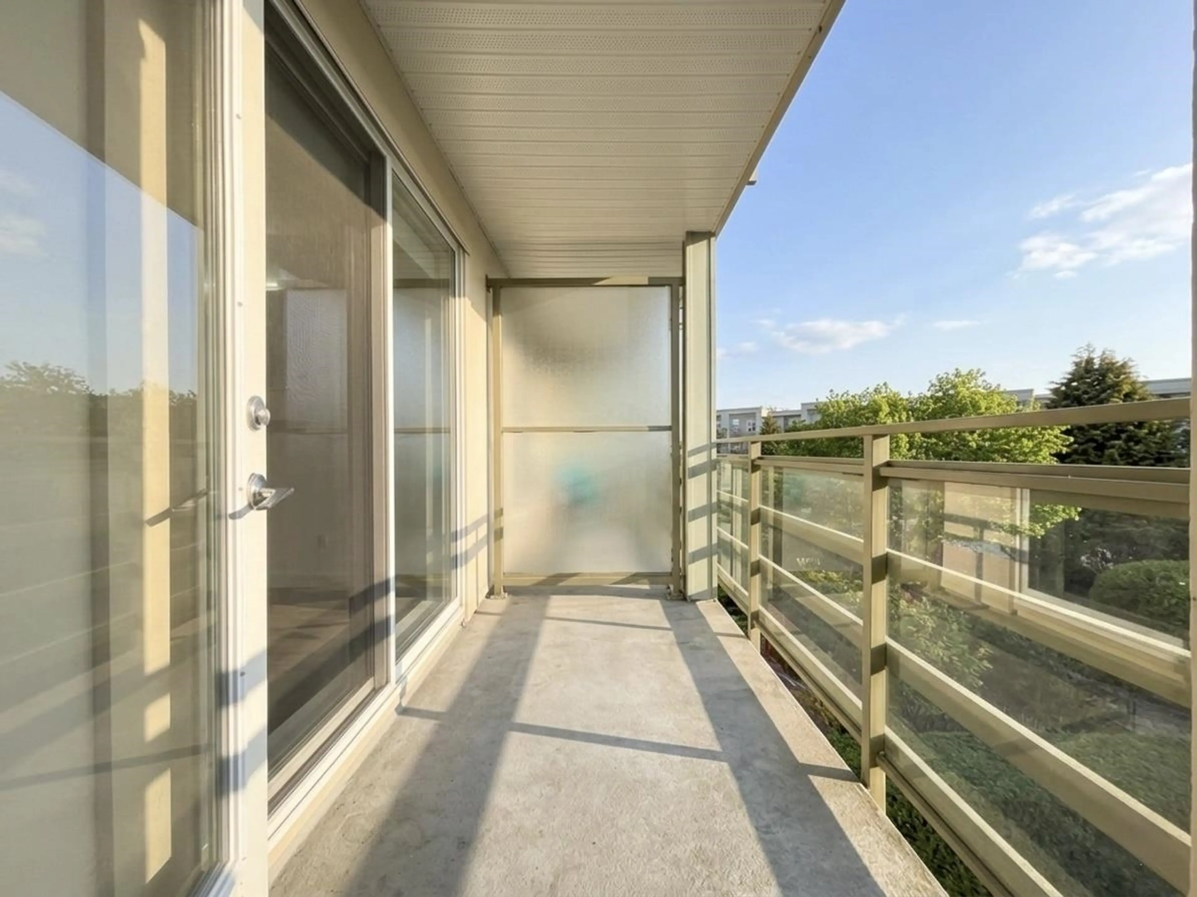 Property at #352 15850 26 AVENUE, Surrey, BC