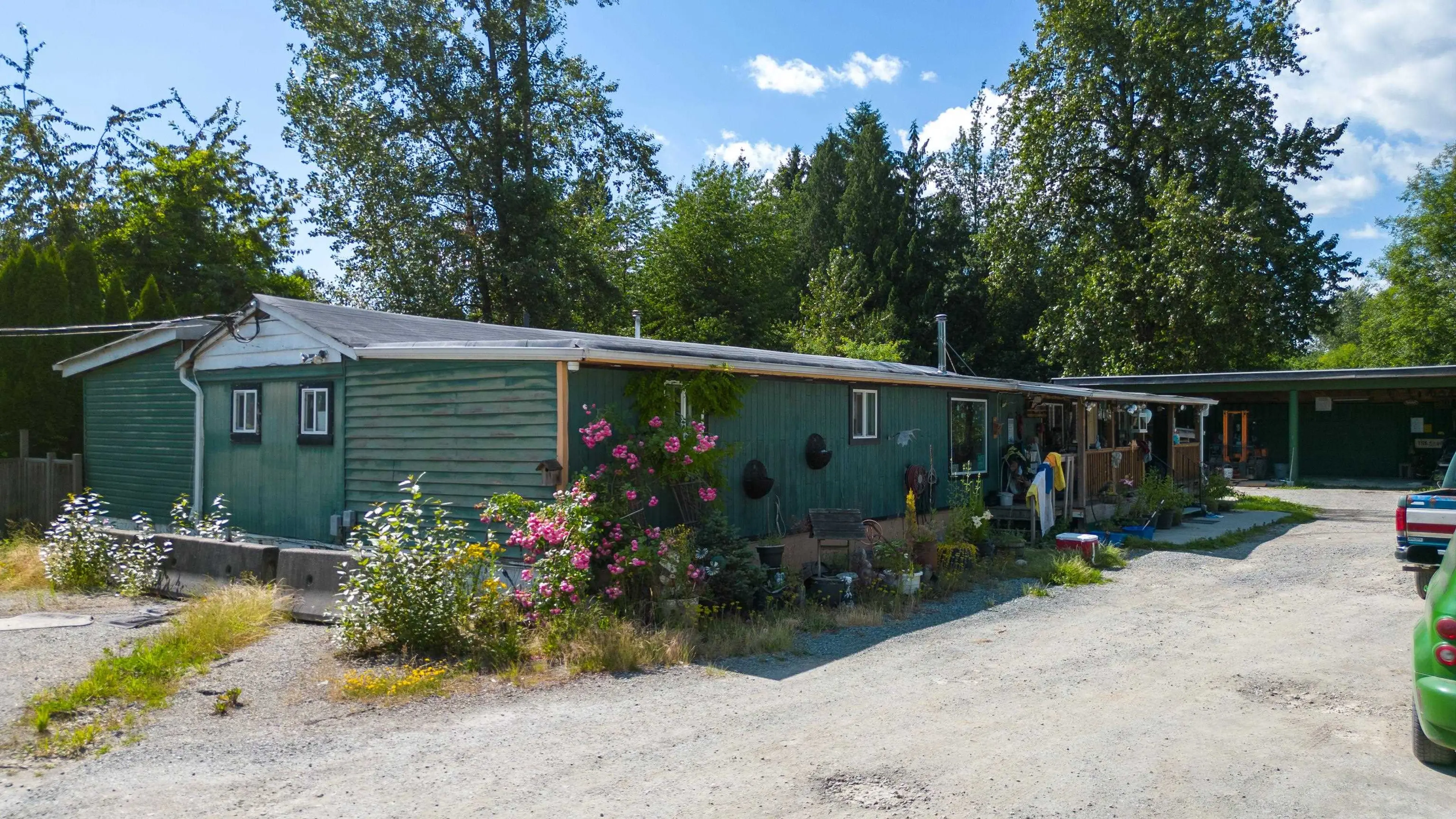 Property at 23519 LOUGHEED HIGHWAY, Maple Ridge, BC